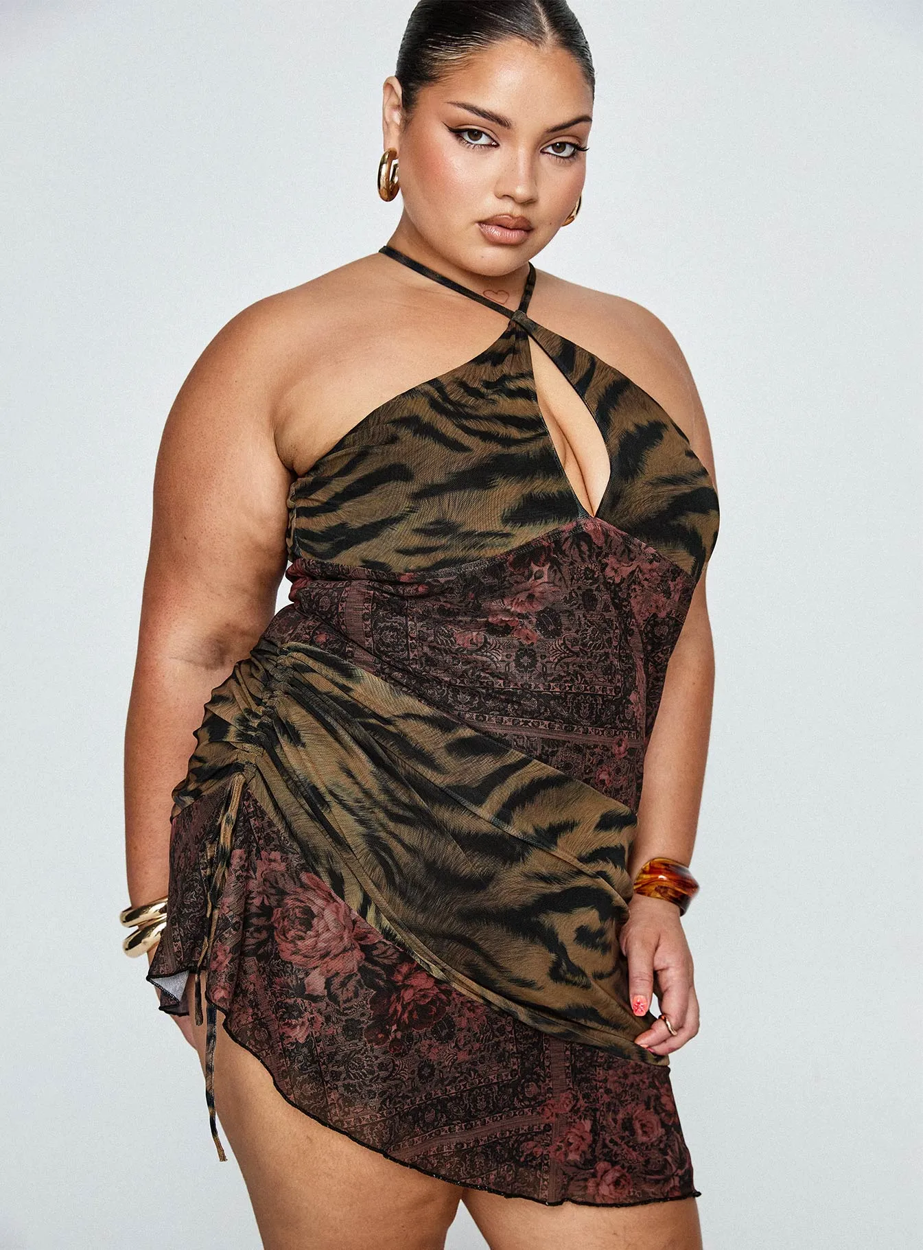 Syrefena Halter Mini Dress Multi Curve Street Spice and Versatile evening mini dress.