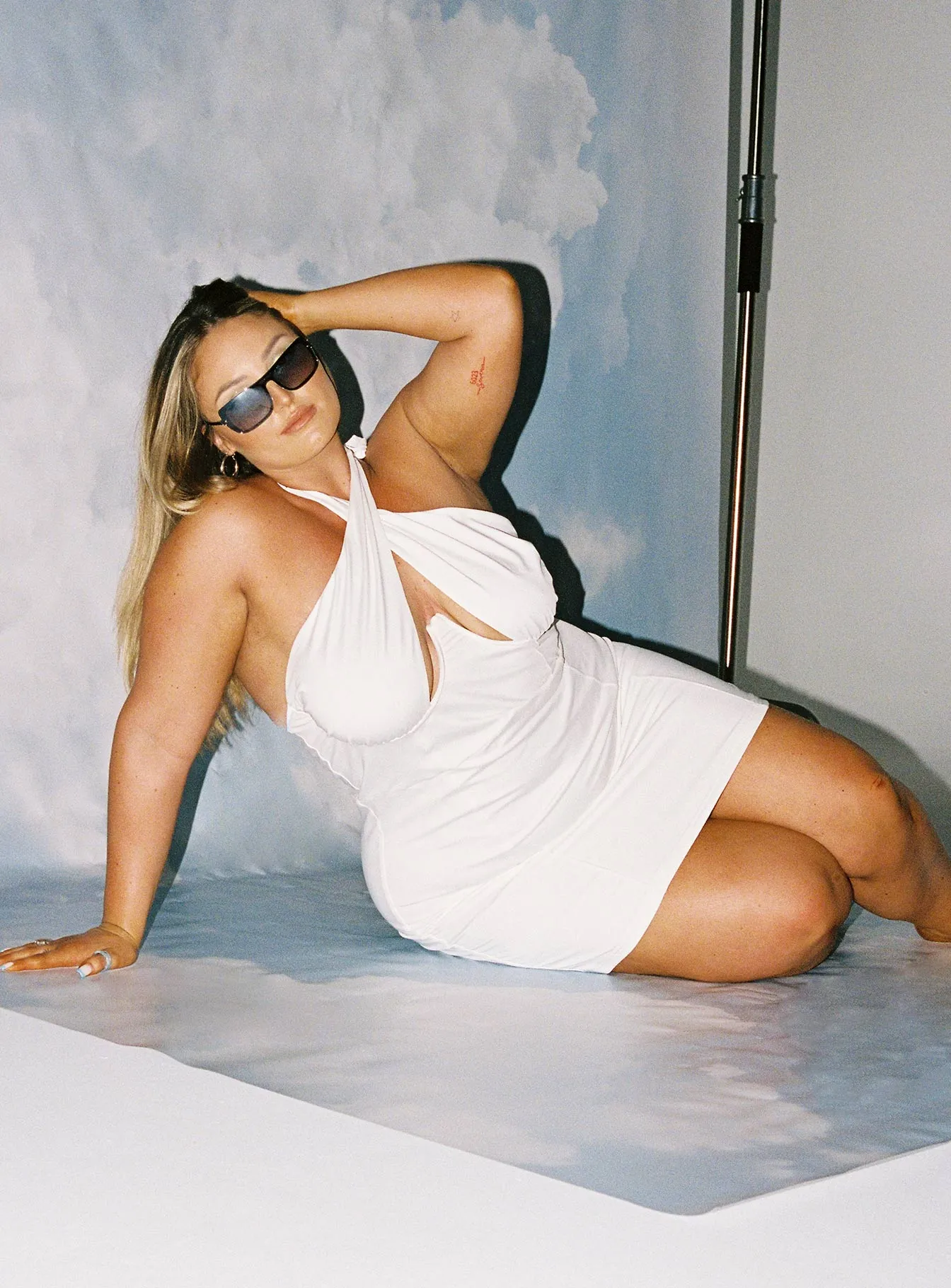 Summer Vibes Smooth inner lining Feel Good Mini Dress White Curve