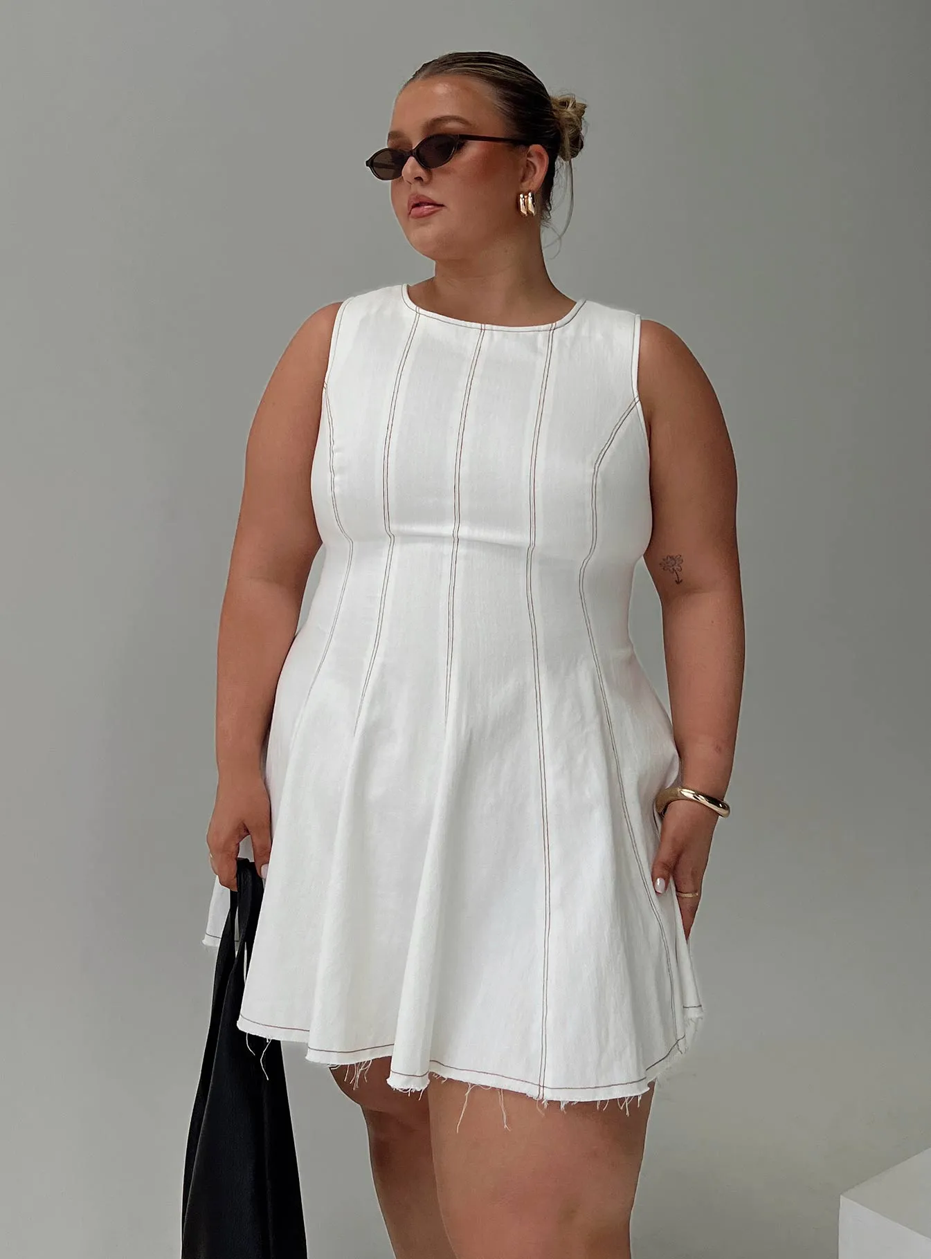 Effortless Wear Youthful Appeal Composure Pleat Mini Dress White Curve
