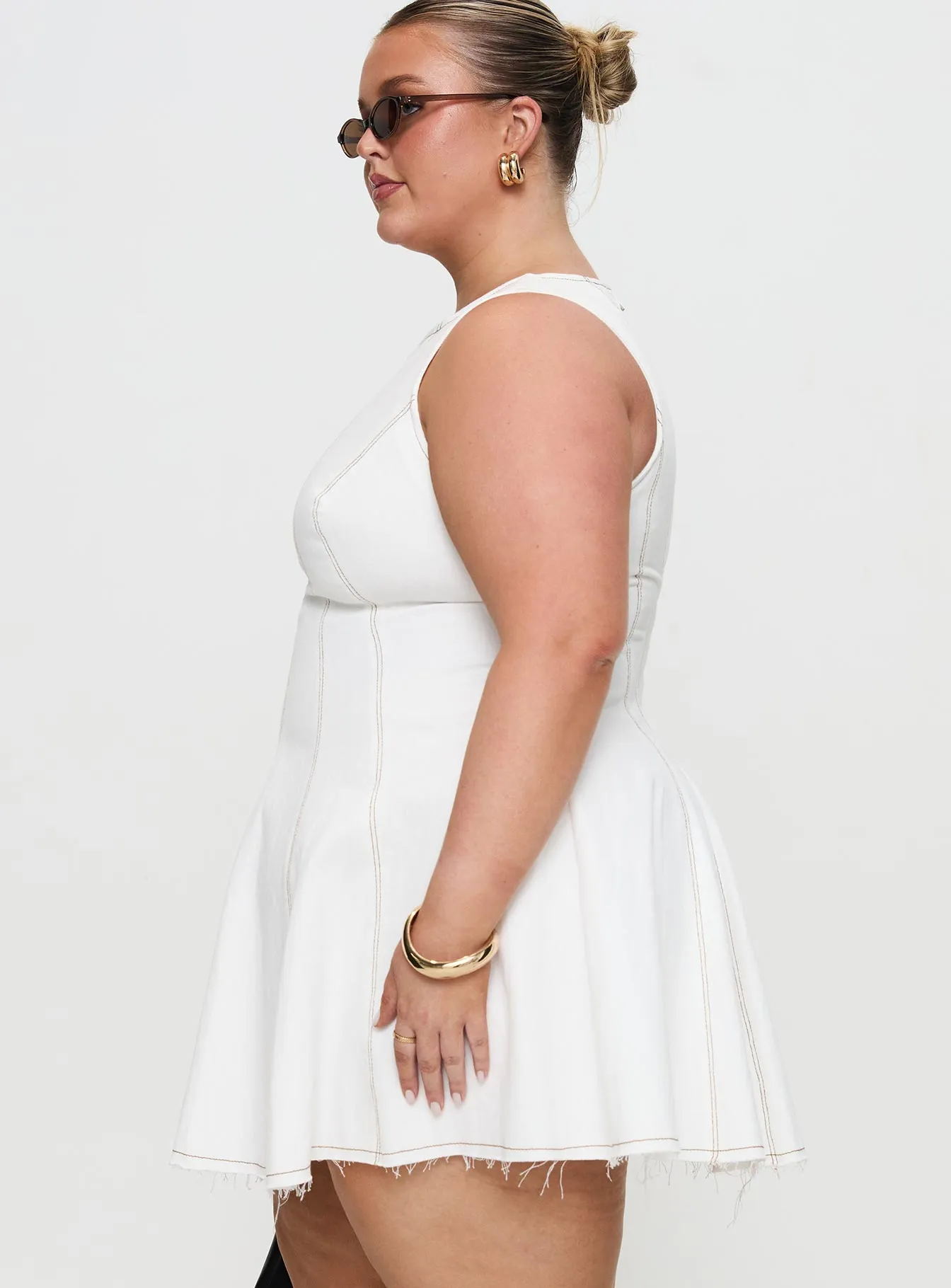 Play Mode Composure Pleat Mini Dress White Curve