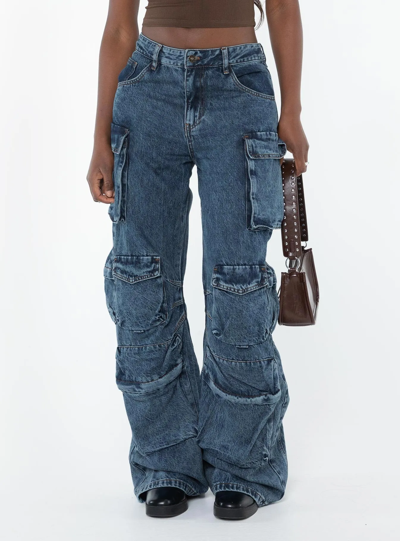 Smokeshow Jeans Blue Denim Relaxed Style Work Ready Outdoor Enthusiast Seasonless wear