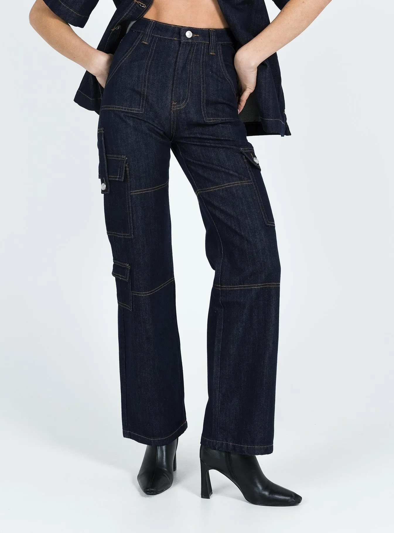 Whitaker Cargo Jeans Dark Denim Trend Setter Smart Casual Classic Wear Balanced Fit