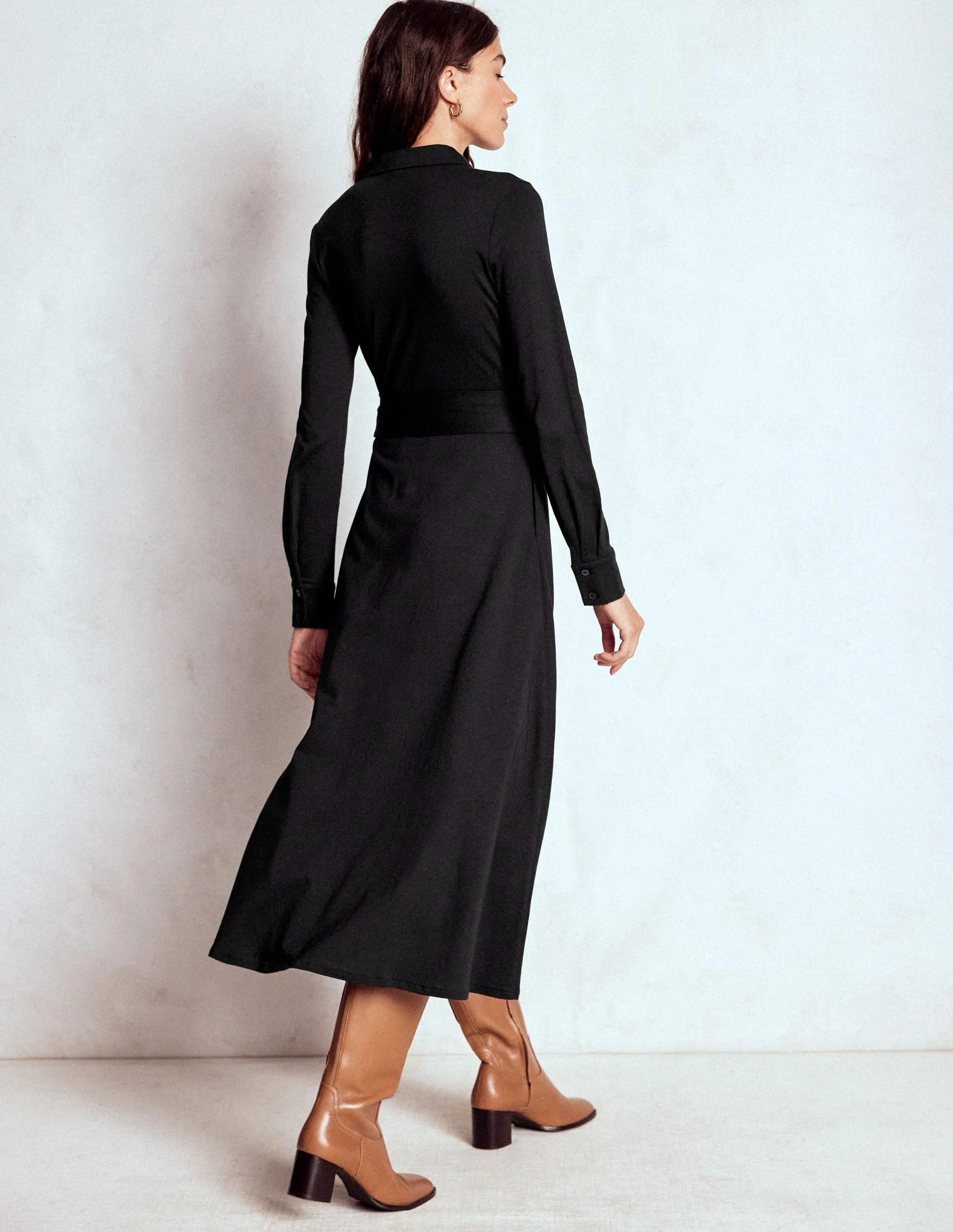 Modern Silhouette Timeless silhouette for all occasions Marcia Jersey Shirt Dress-Black