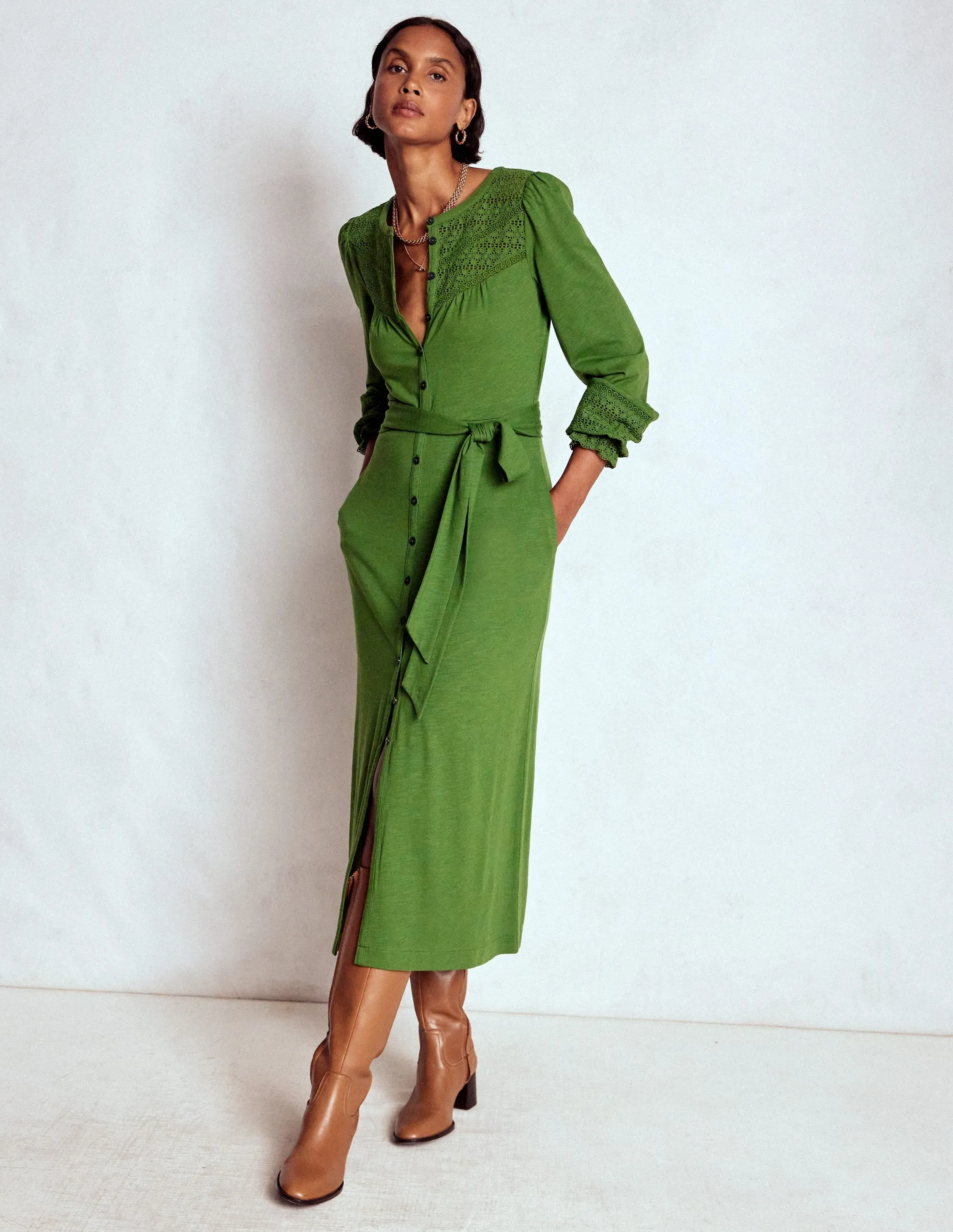 Pippa Broderie Jersey Dress-Promenade Green Elegant knee-length dress