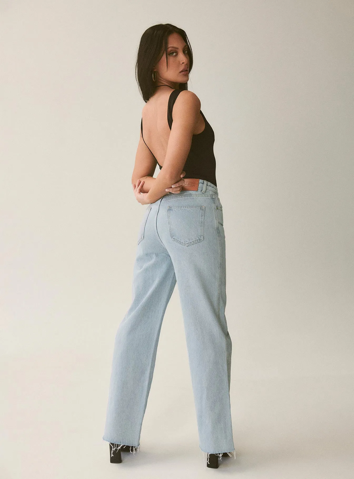 Arlington Straight Leg Denim Jeans Light Wash Tall Flexible Knee Panels