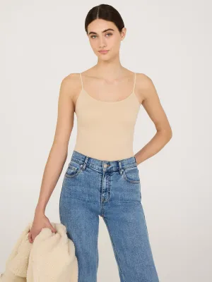Parisian Chic Scoop Neck Seamless Tank Top