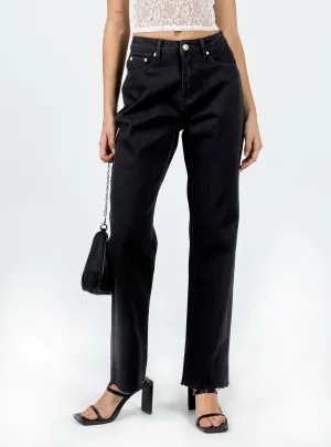 Athlete Fit Elegant Gerarde Straight Leg Jean Black