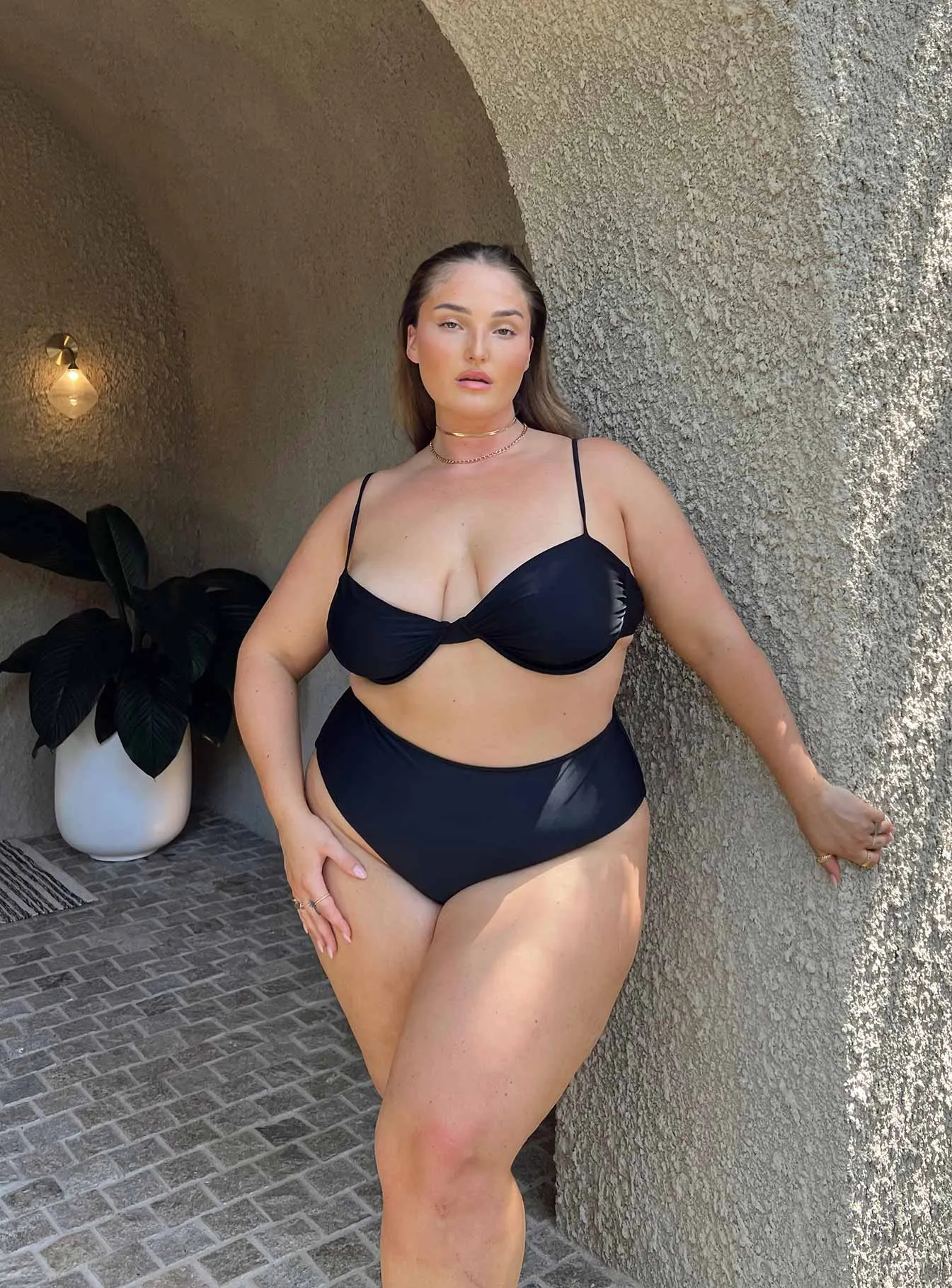 Avani Bikini Top Black Curve Lightweight Construction Cool Touch Fabric