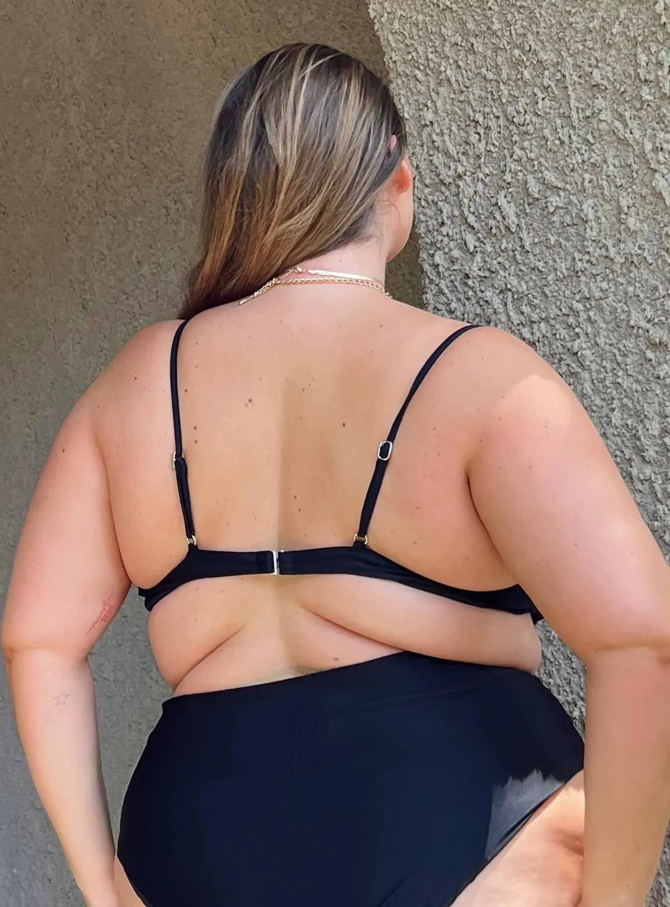 Quick Drying Inner Shell Avani Bikini Top Black Curve