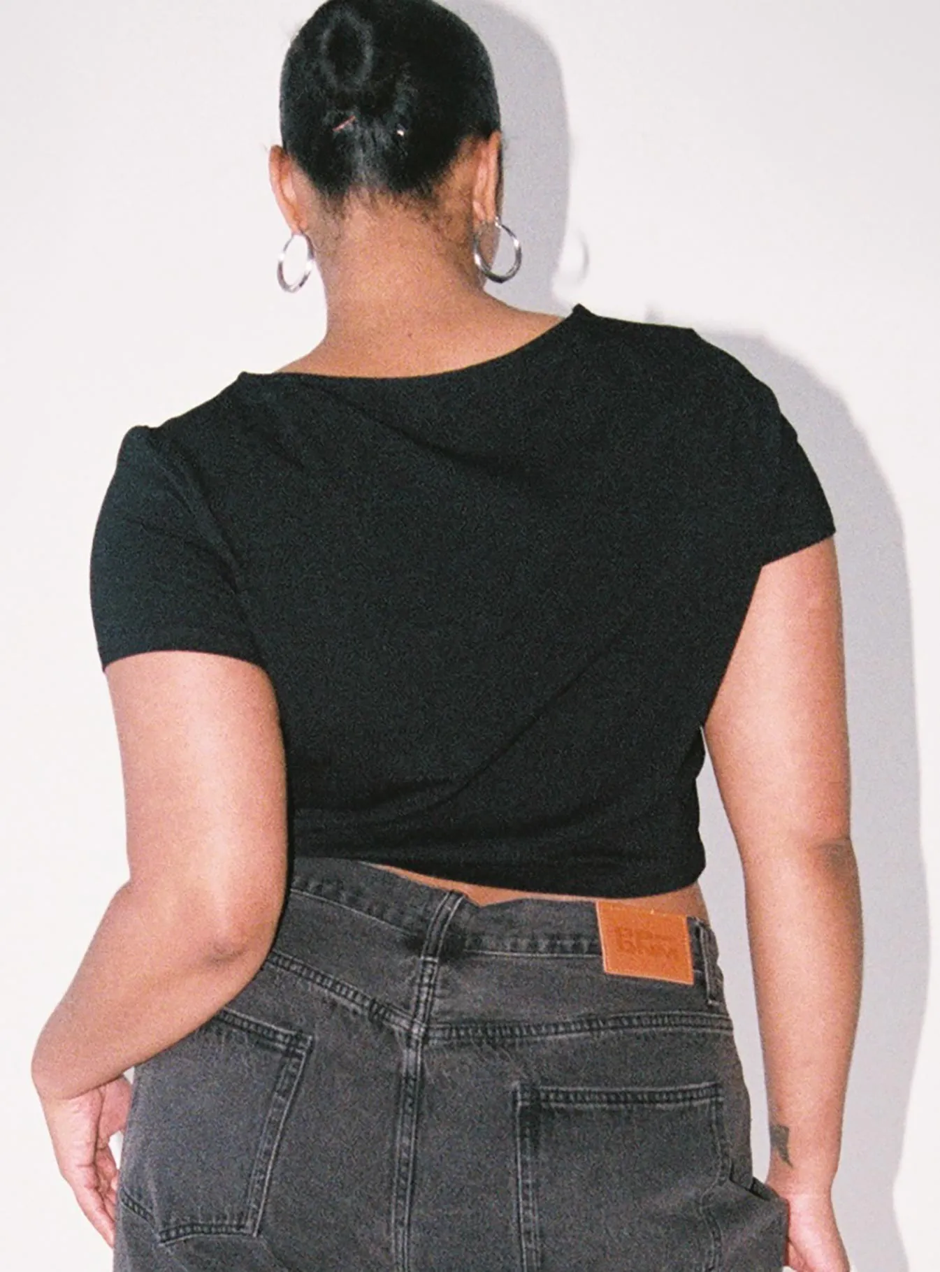 Sweet N Sour Tee Black / Red Curve Active Lifestyle