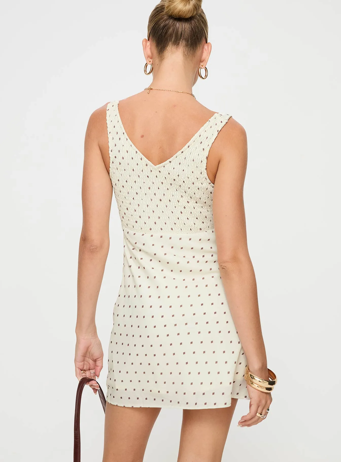 Flirty Design Mini for a night out Bareena Mini Dress Cream