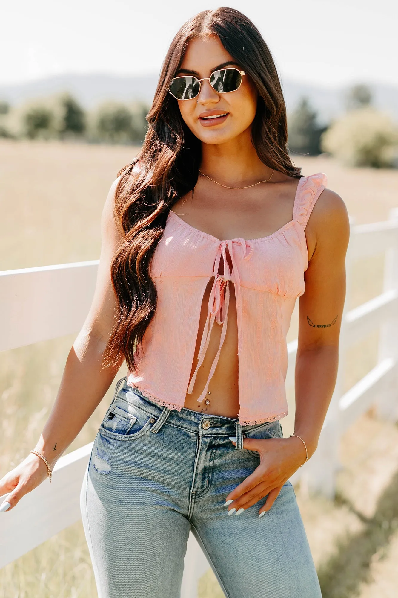 Unique Easy - to - understand Feel The Rush Floral Tie-Front Top (Light Pink)