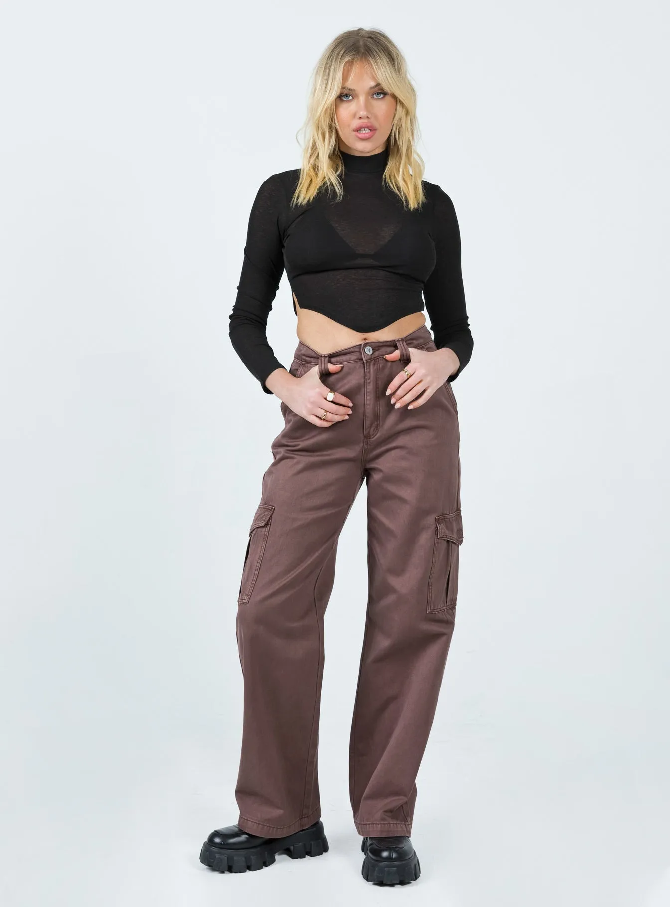 Double Stitched Seams All Round Fit Abrand 94 High & Wide Cargo Cocoa