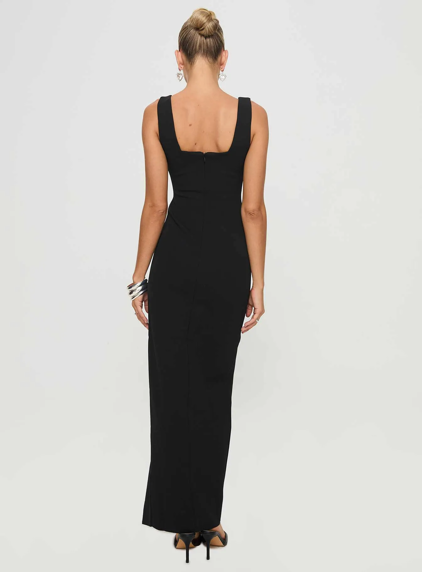 This dress offers an elegant and refined look for any event or casual outing Bombshell Maxi Dress Black Tall