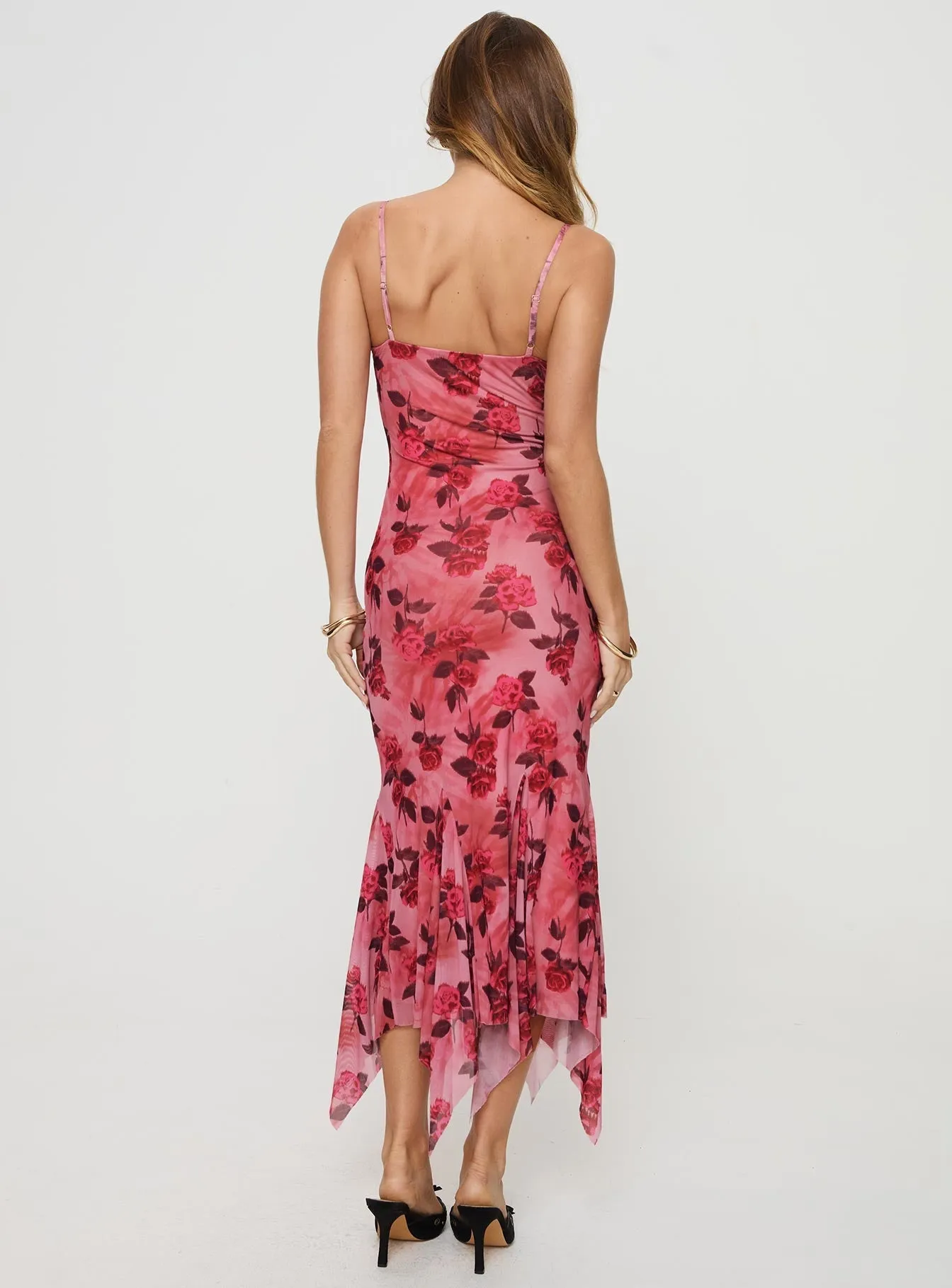 Eirini Maxi Dress Pink Floral The dress??s versatile design allows you to wear it for work, weekend outings, or evening events