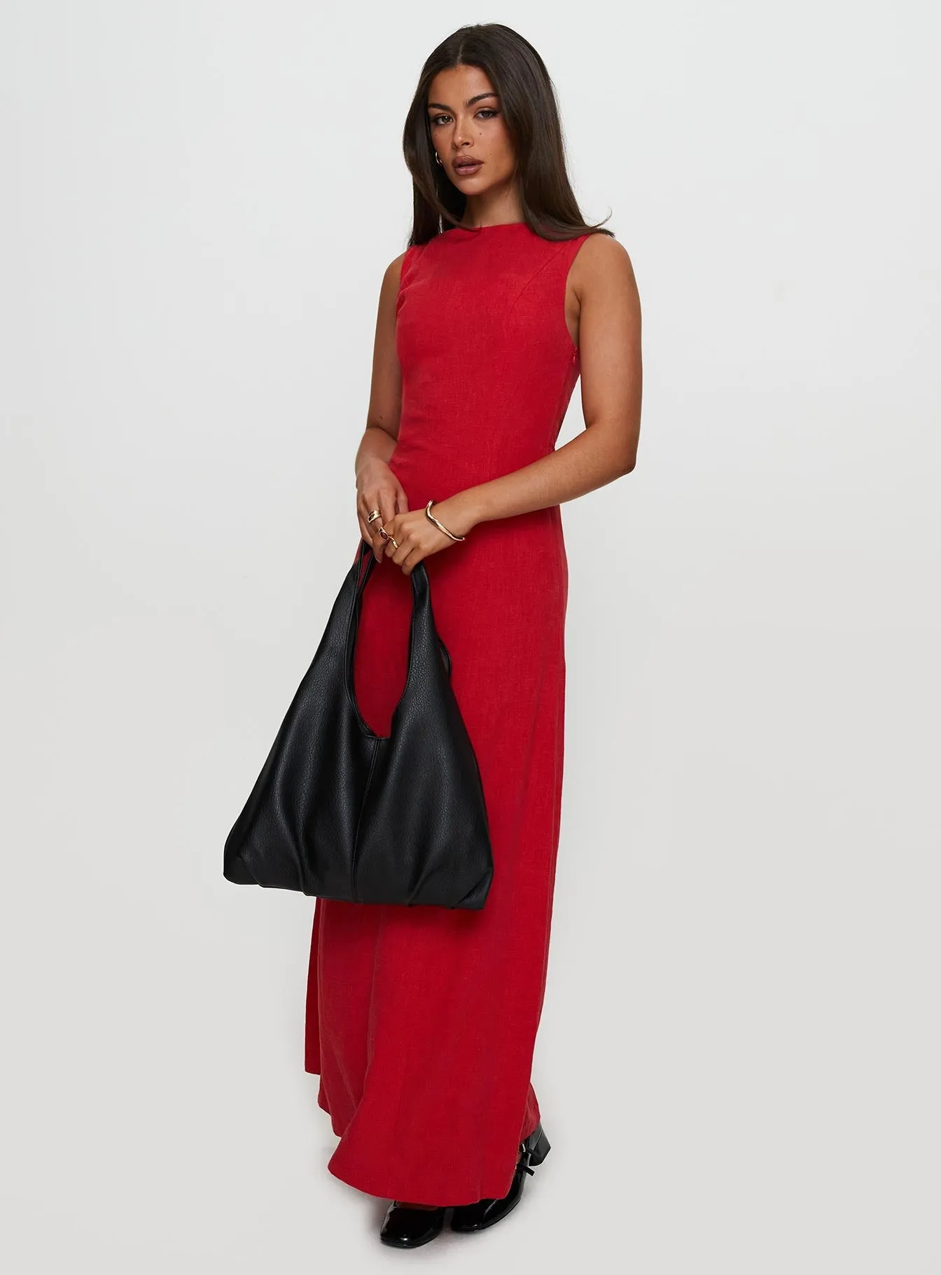 Cliff Path This dress offers a flattering shape that can easily be accessorized for a variety of looks Lewisa Maxi Dress Red