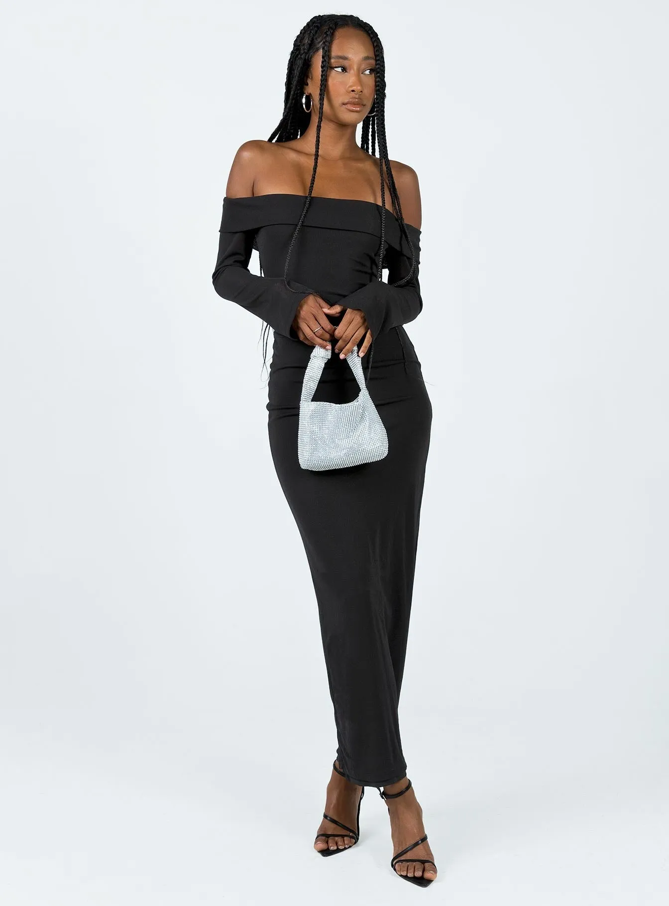 Wood Glow Full-length elegant piece Maida Maxi Dress Black