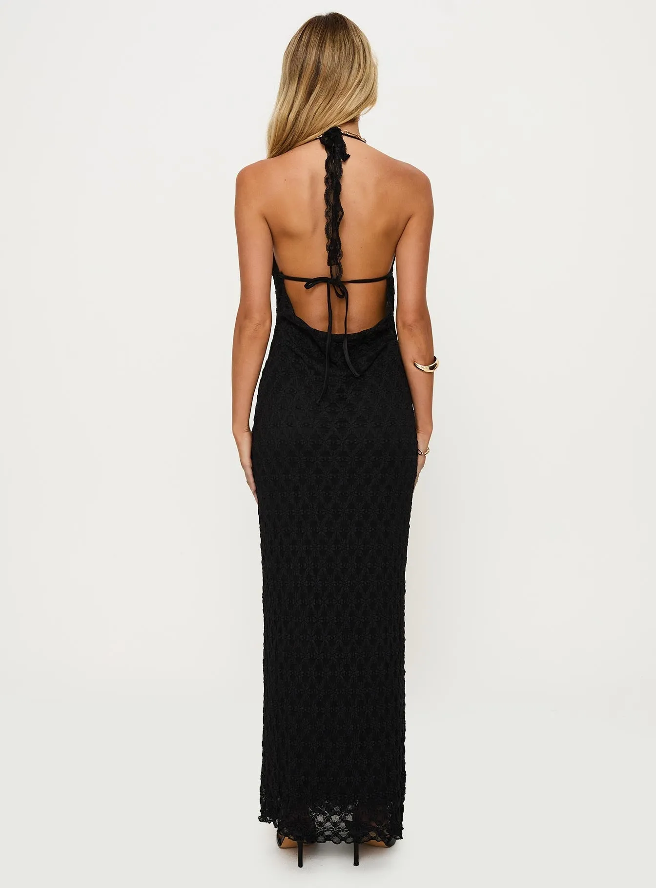 Easy Step With a classic and versatile design this dress works seamlessly with any accessories you choose San Lorenzo Crochet Maxi Dress Black