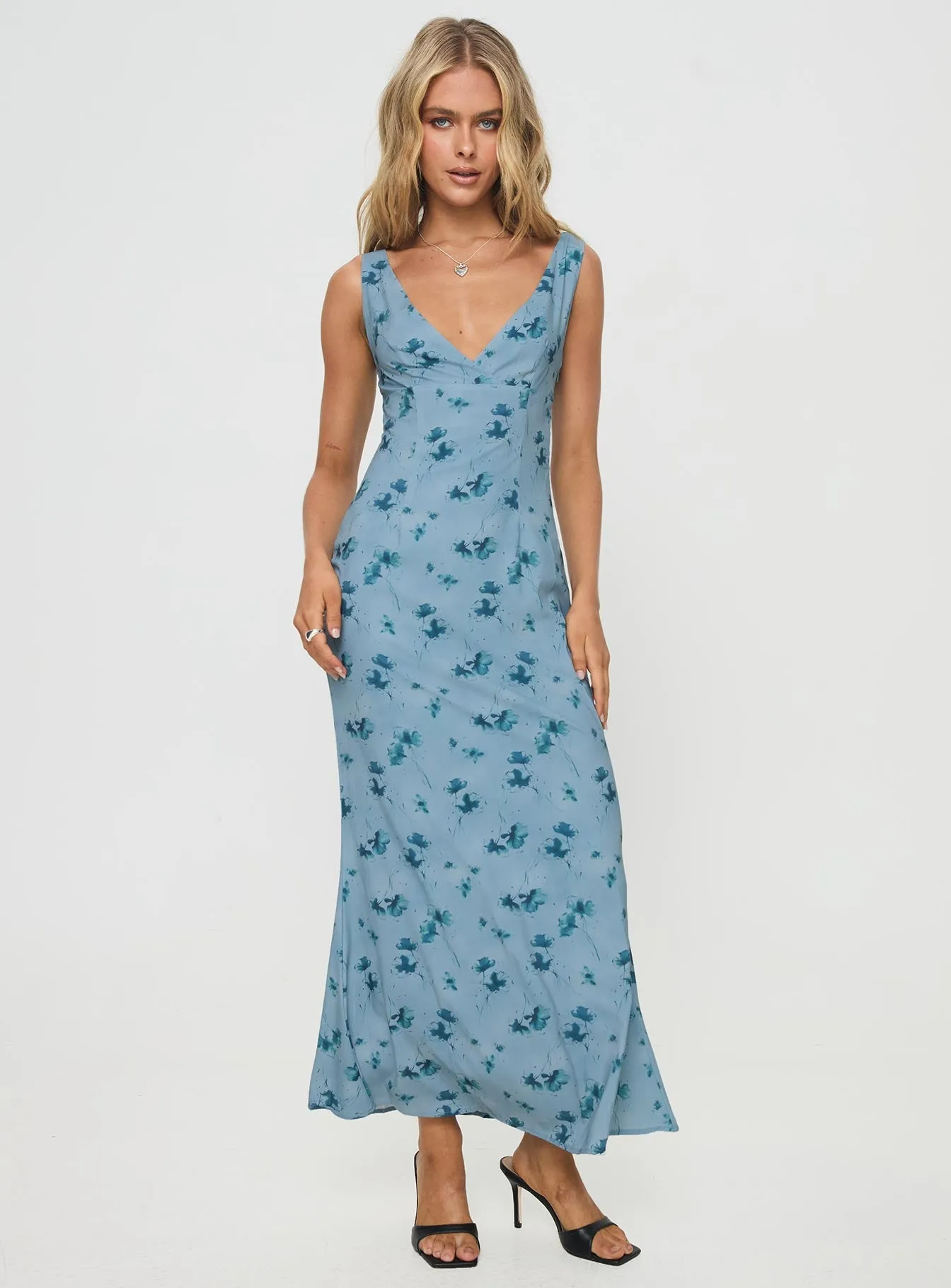 Donnelly Maxi Dress Blue Elegant dress for evening