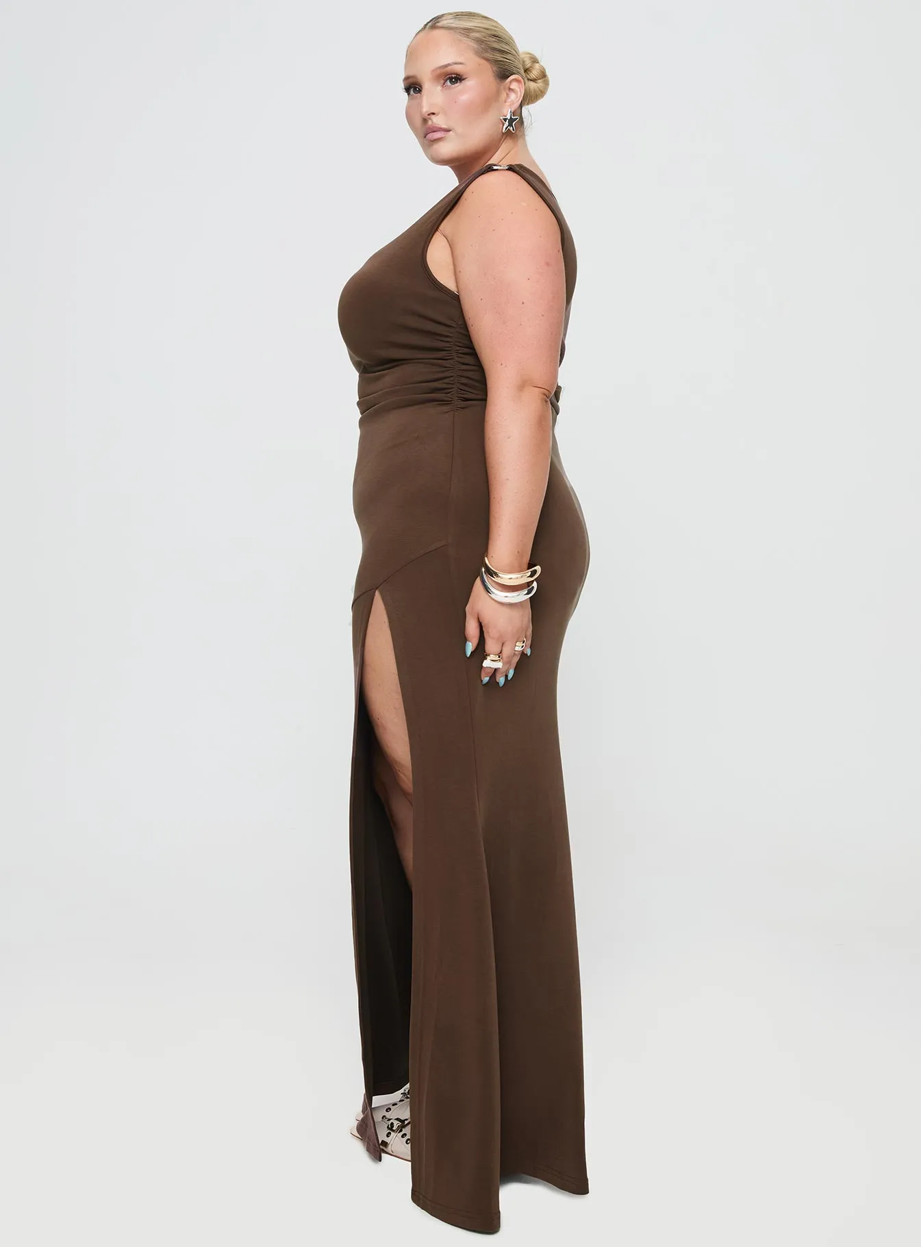 Rios One Shoulder Maxi Dress Brown Curve casual beachwear