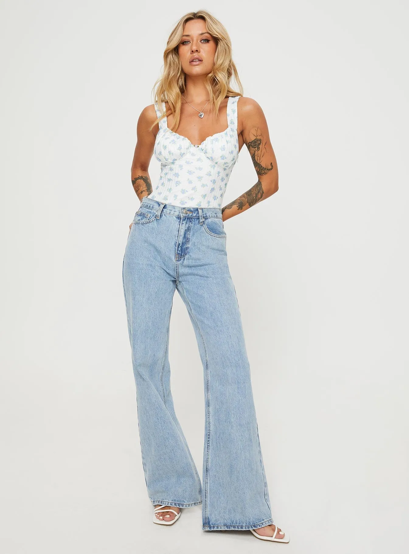 Vivid Versatile Yoga Youth Lupton Bodysuit White / Blue Floral