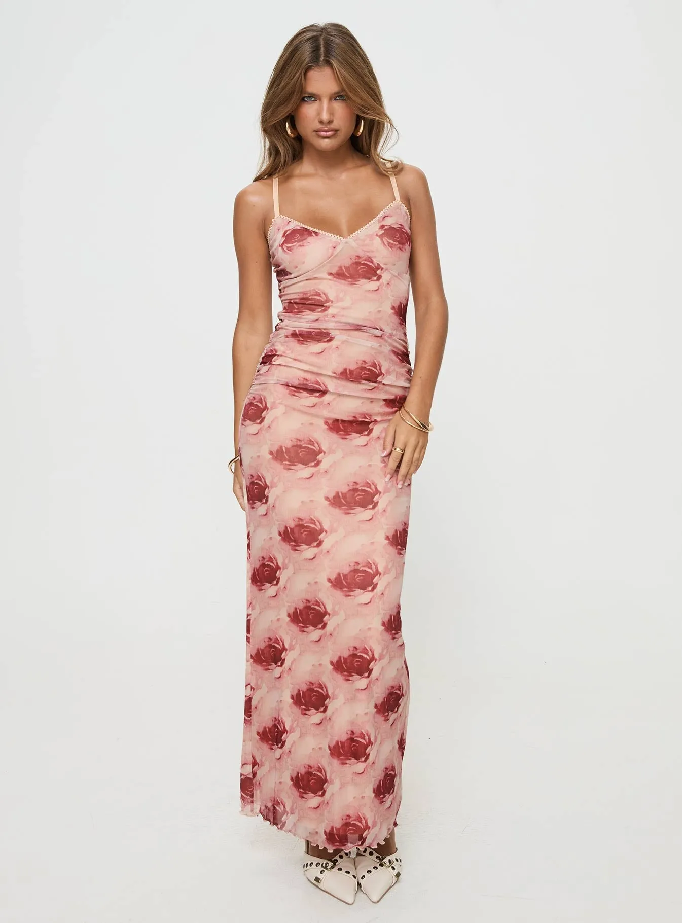 With its relaxed fit this dress is perfect for both casual and formal settings Practical long dress Louette Maxi Dress Floral