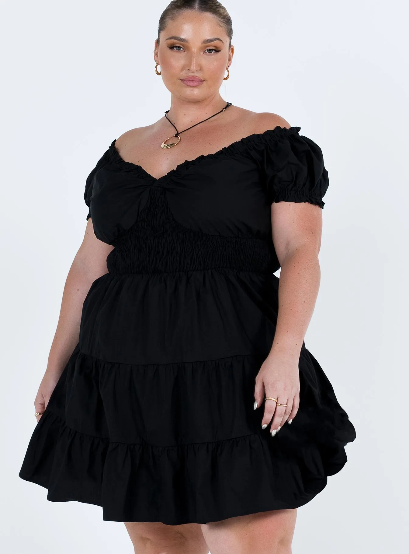 Daniela Mini Dress Black Curve Trendy Wearable