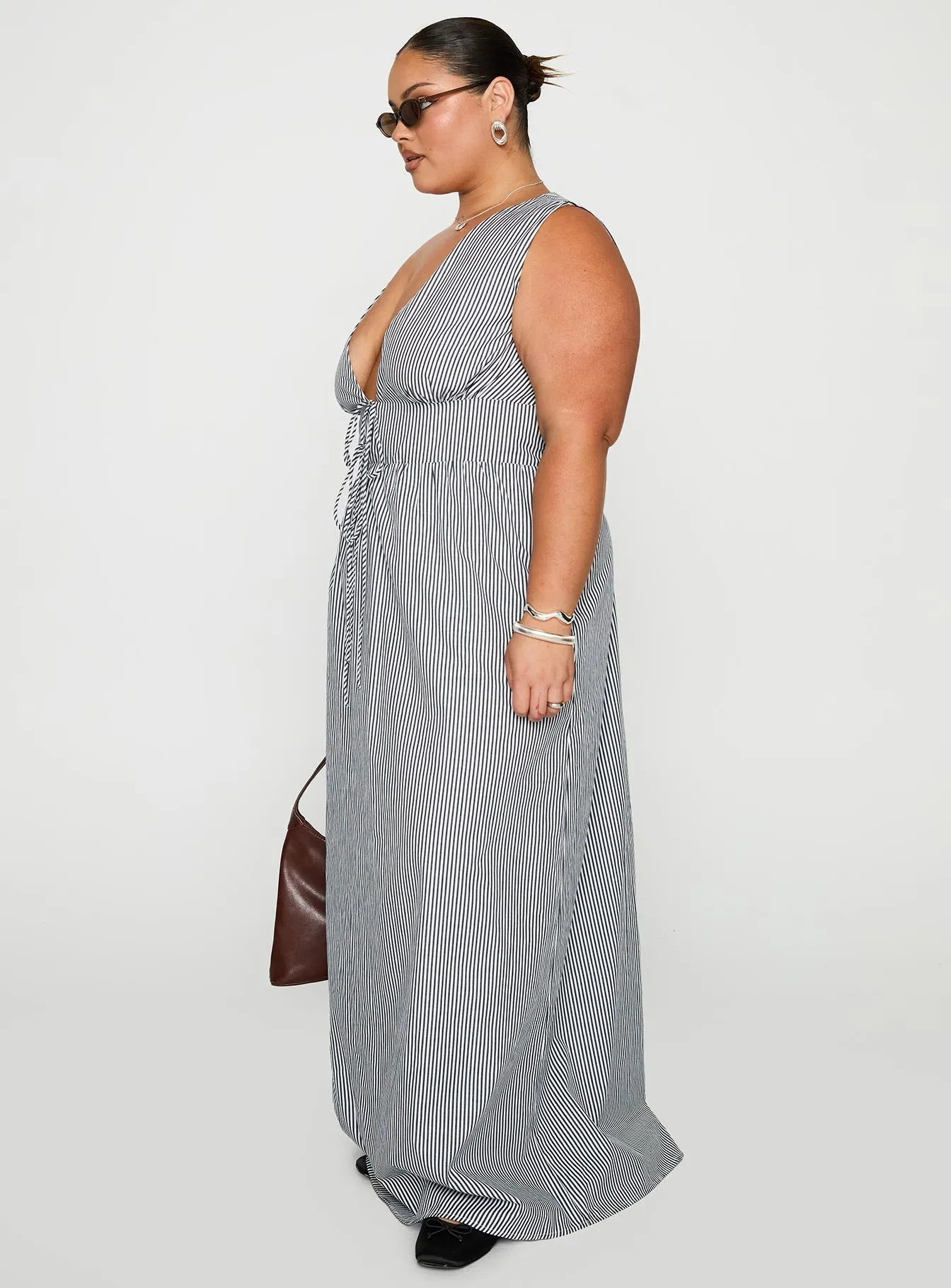 Pokey Maxi Dress Black / White Stripe Curve Sunset Peak