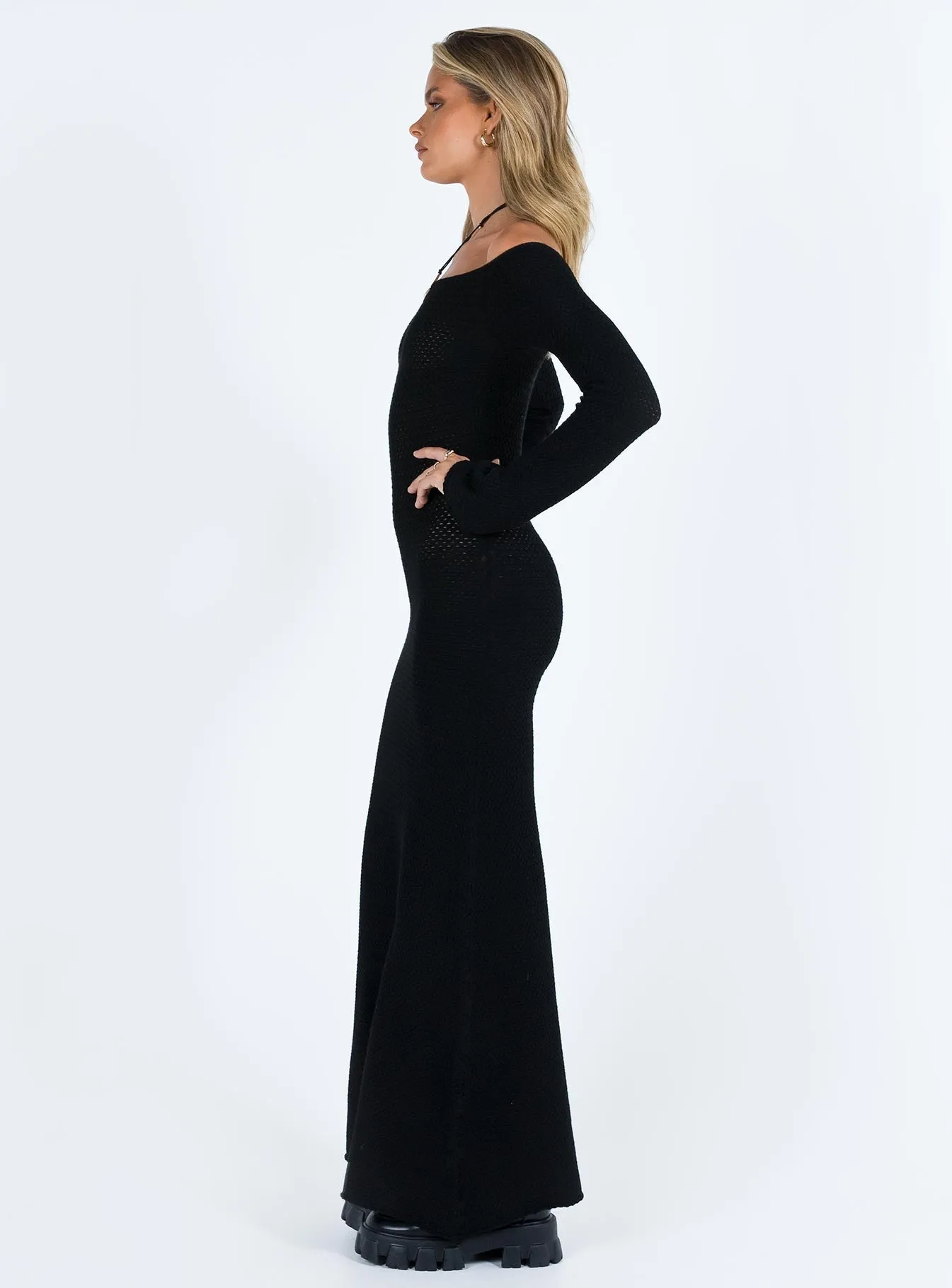 Devyn Off The Shoulder Maxi Dress Black Black Chic