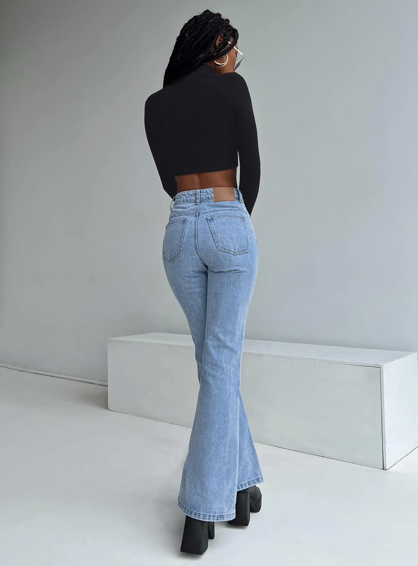 Work Ready Lightweight Textured Soft Touch Cabarita Lounge Denim Jeans Mid Wash
