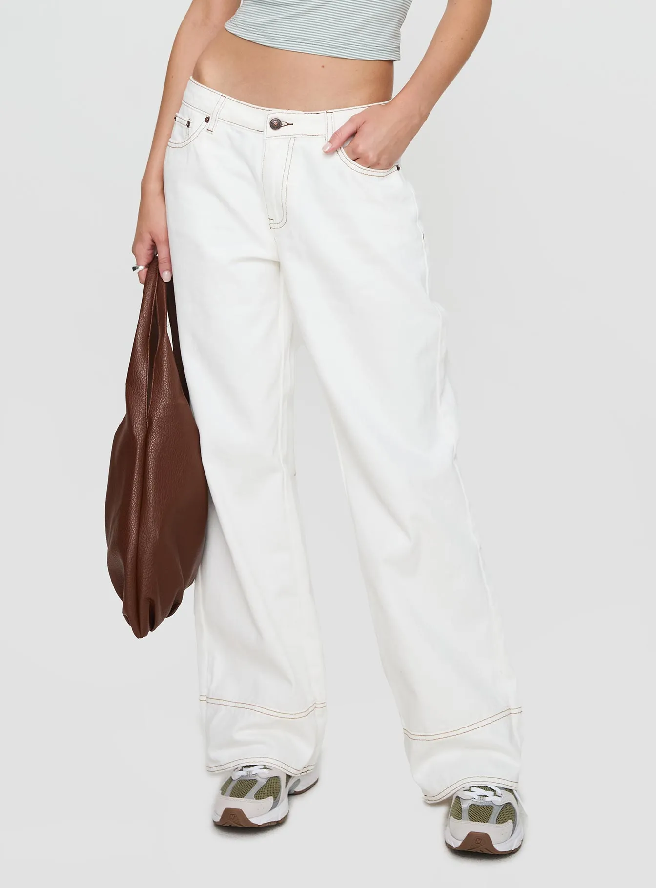 Flexible Design Gage Contrast Stitch Jeans White