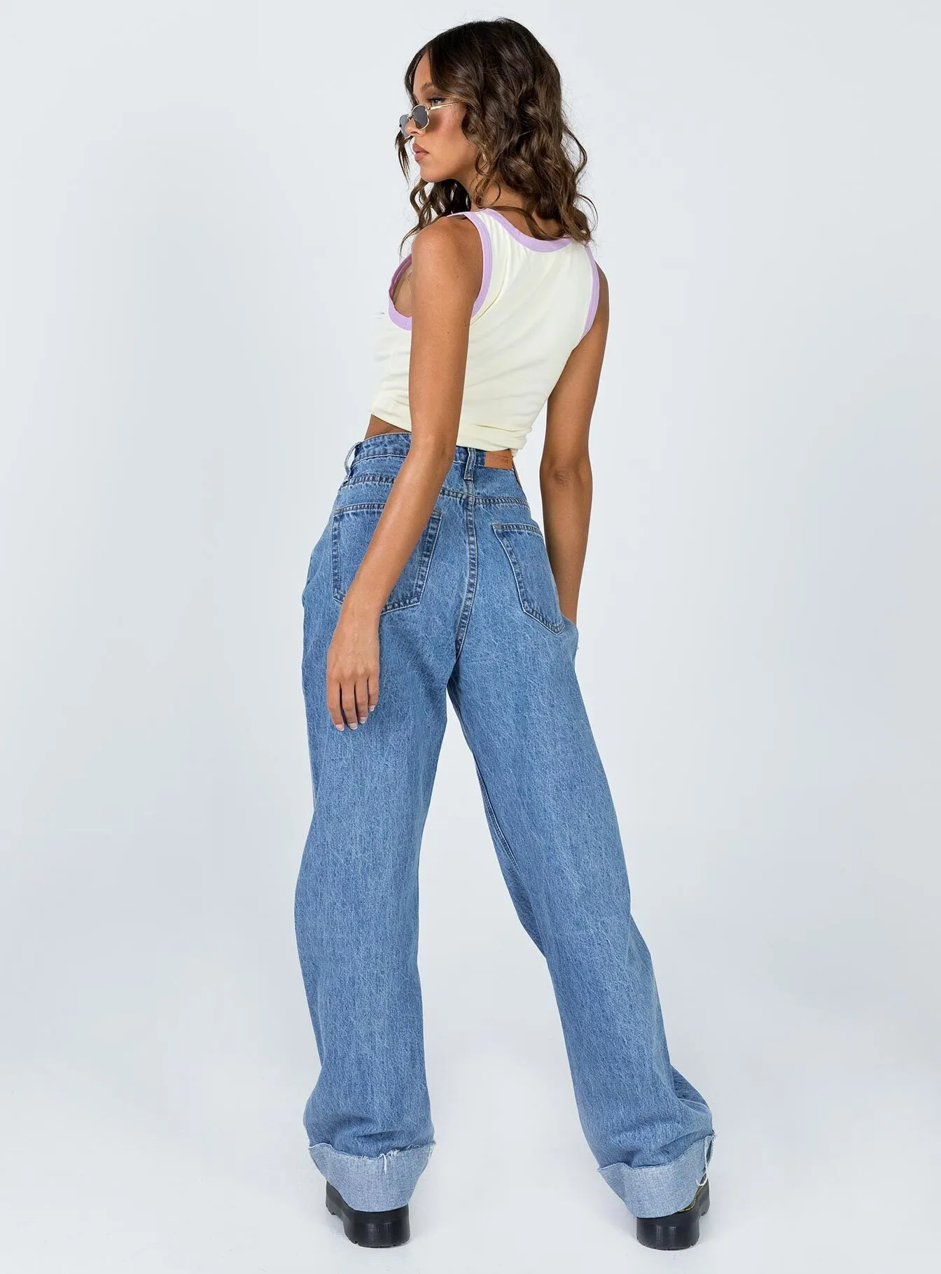 Ollie Mid Rise Straight Leg Jeans Mid Wash Denim Perfect Basic