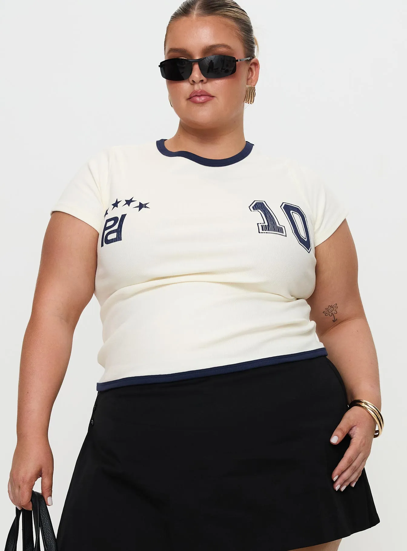 AntiBacterialTreatment Chill Design Track Record Graphic Top Cream Curve