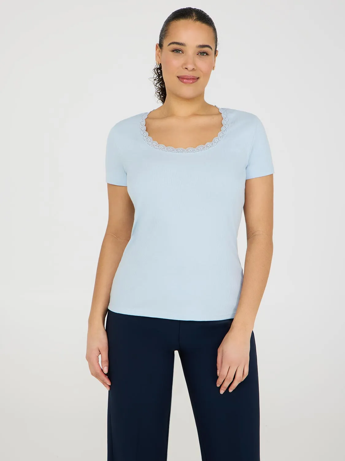 Couple Look Ergonomic Pattern Lace Trim Scoop Neck Ribbed Top