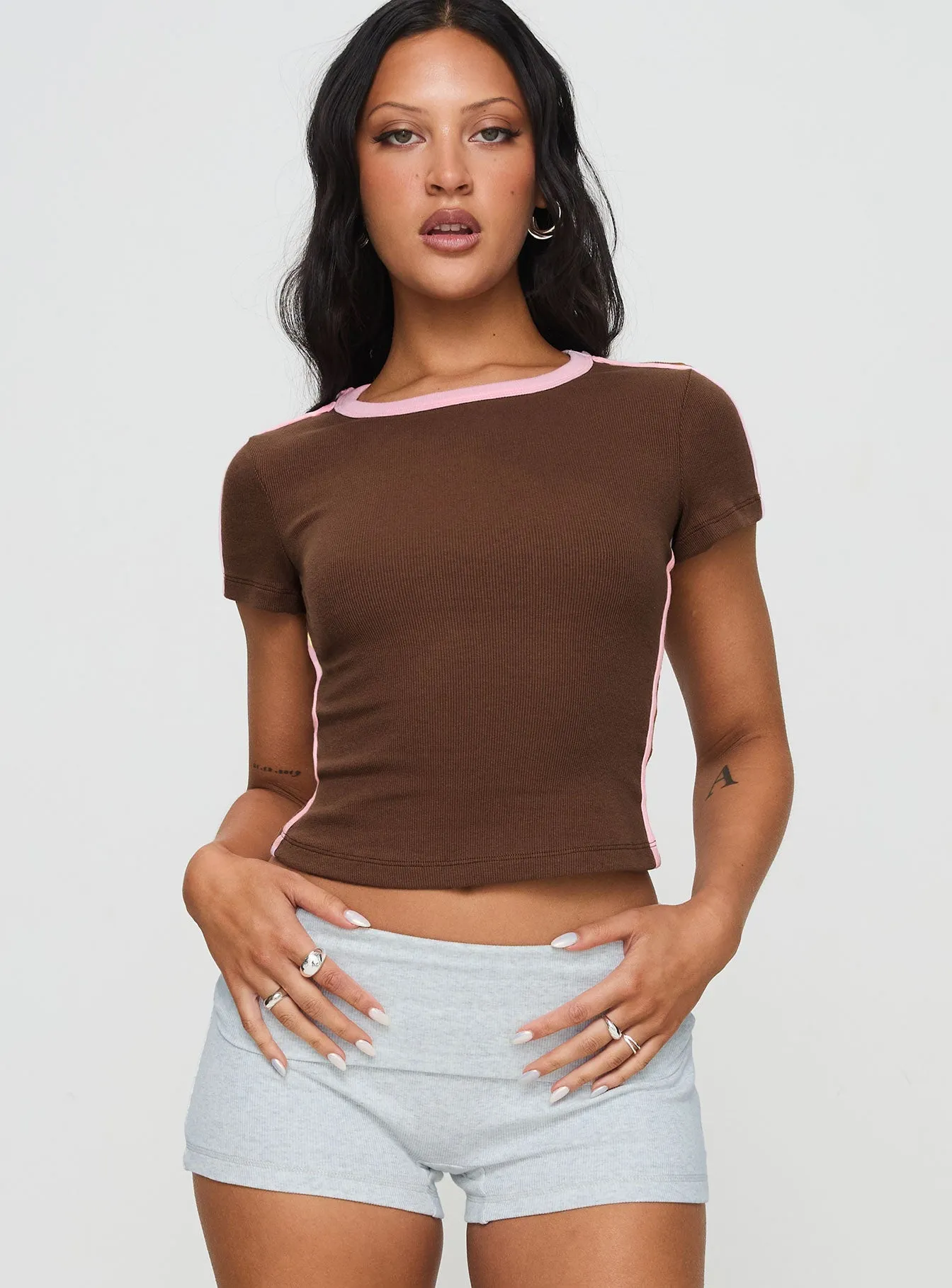 Yarn Dyed Fabric Baseline Scoop Rib Tee Brown / Pink