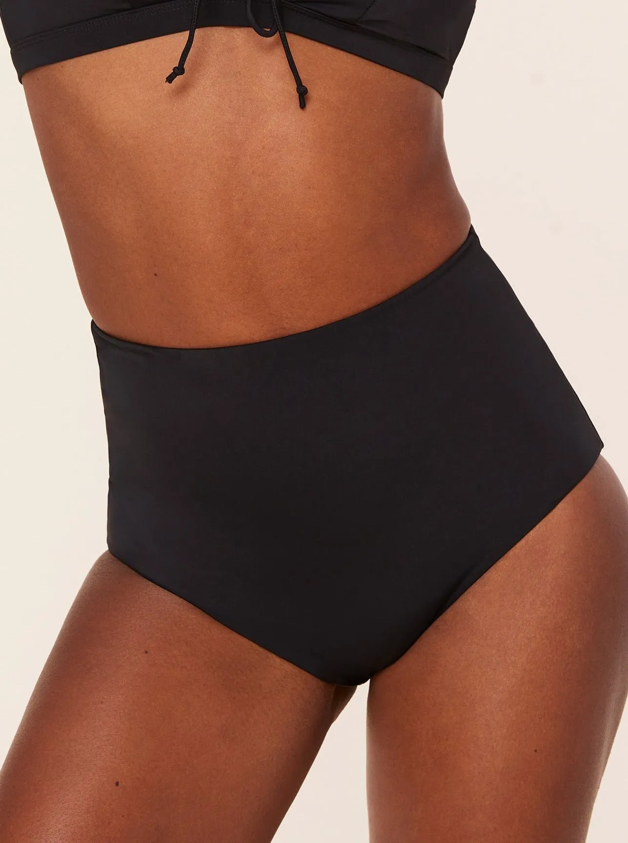 The Super Highwaist Bottom - Eco Nylon - Black LowMaintenance Material AI Core