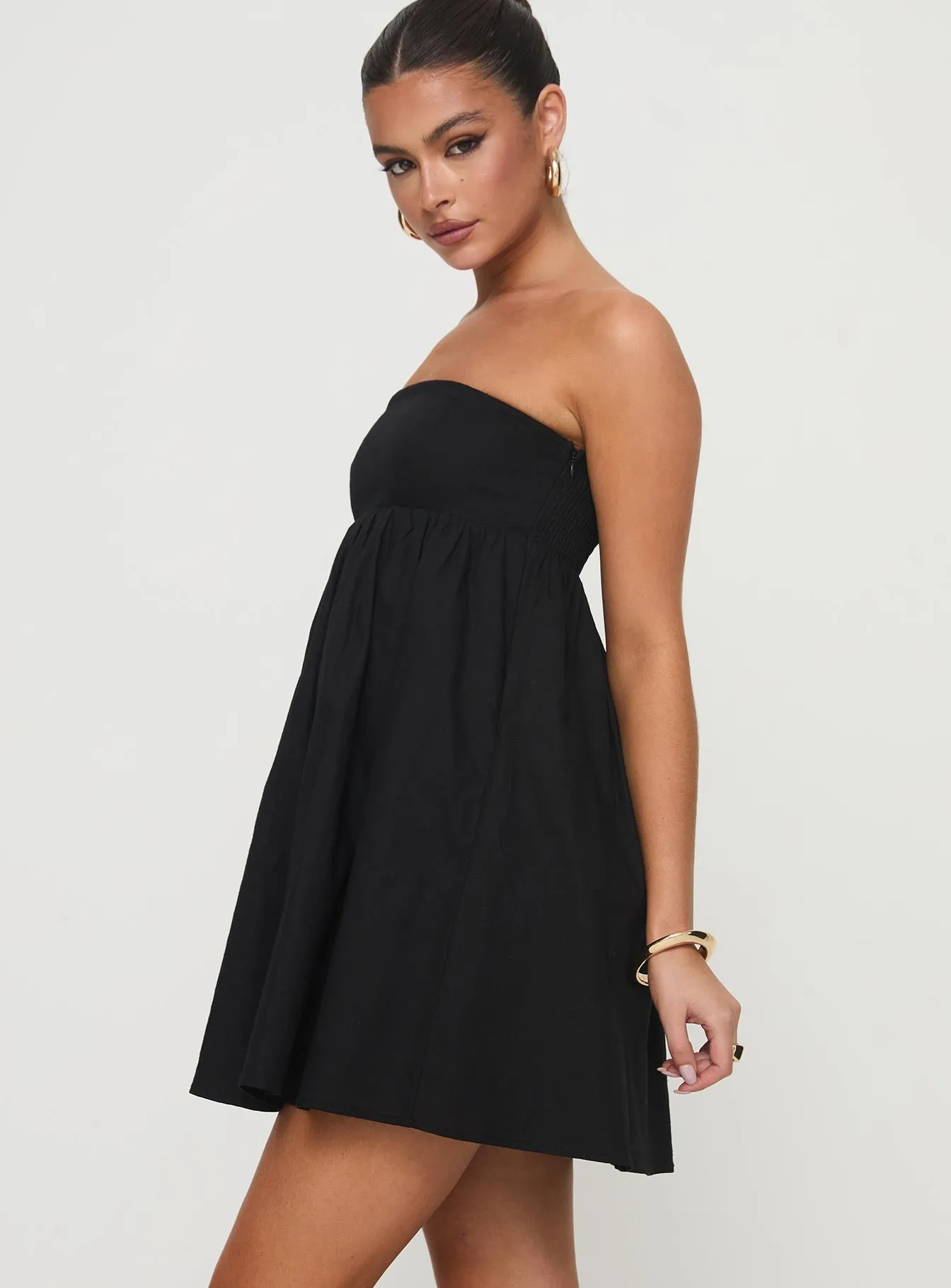 Osment Strapless Mini Dress Black Scene Mood Comfortable day-to-night dress