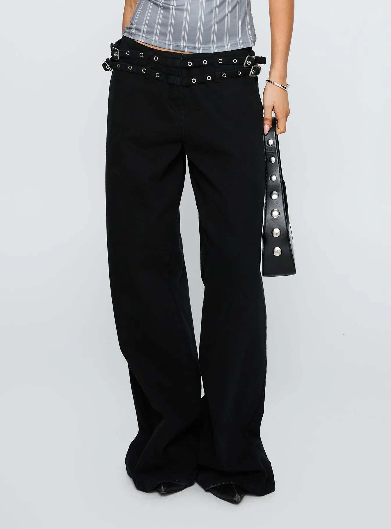 Urban Explorer Evening Stroll Casual Friday Baccarat Mid Rise Wide Leg Belted Jeans Black