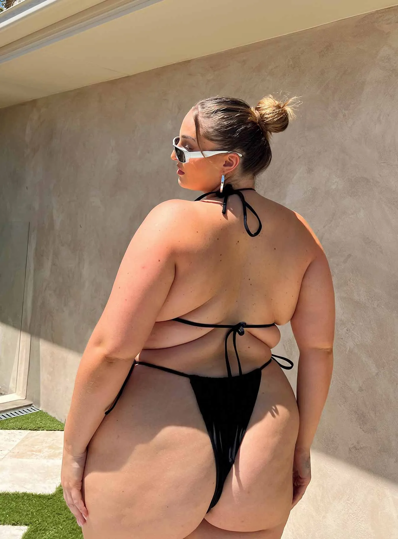 Jenner Bikini Bottoms Black Curve Anti Slip Trim