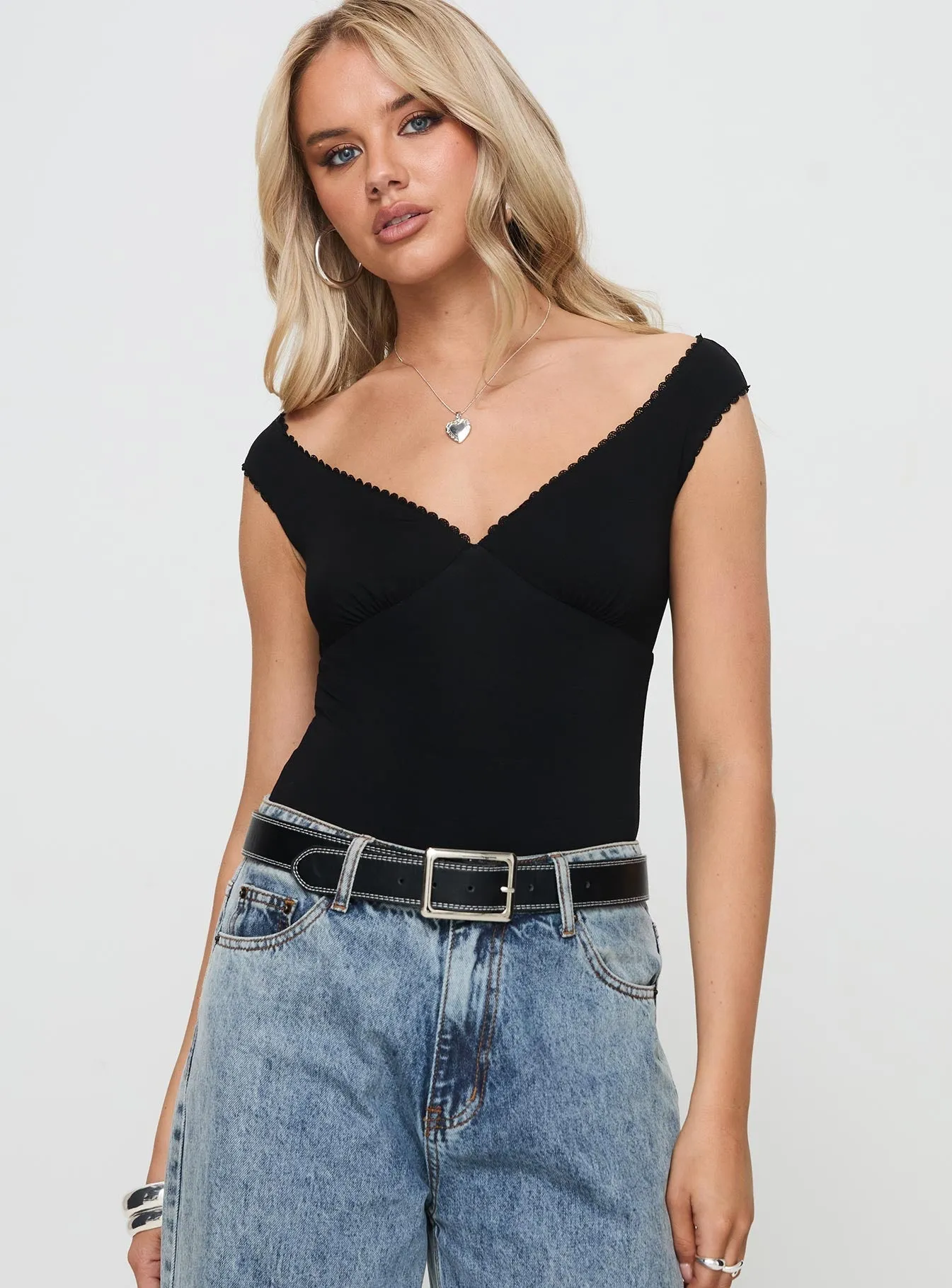Faure Bodysuit Black Charming Basic