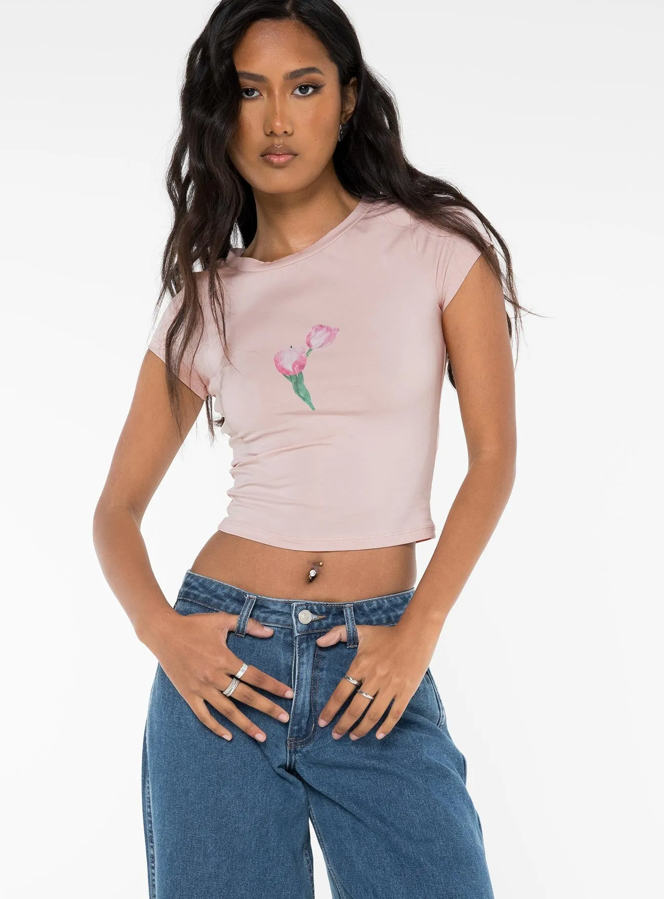 Relaxed Design Comfortable Design Tulips Tee Pink