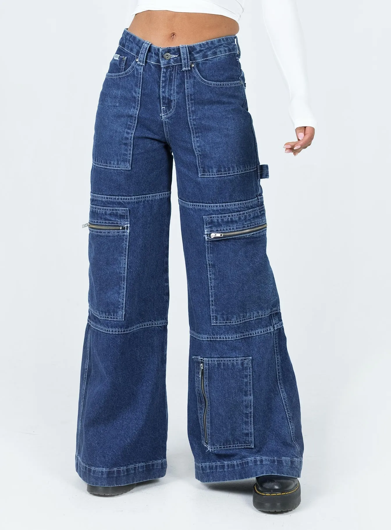 Sleek Option Colorfast Denim The Ragged Priest Clacker Jean Mid Blue Denim