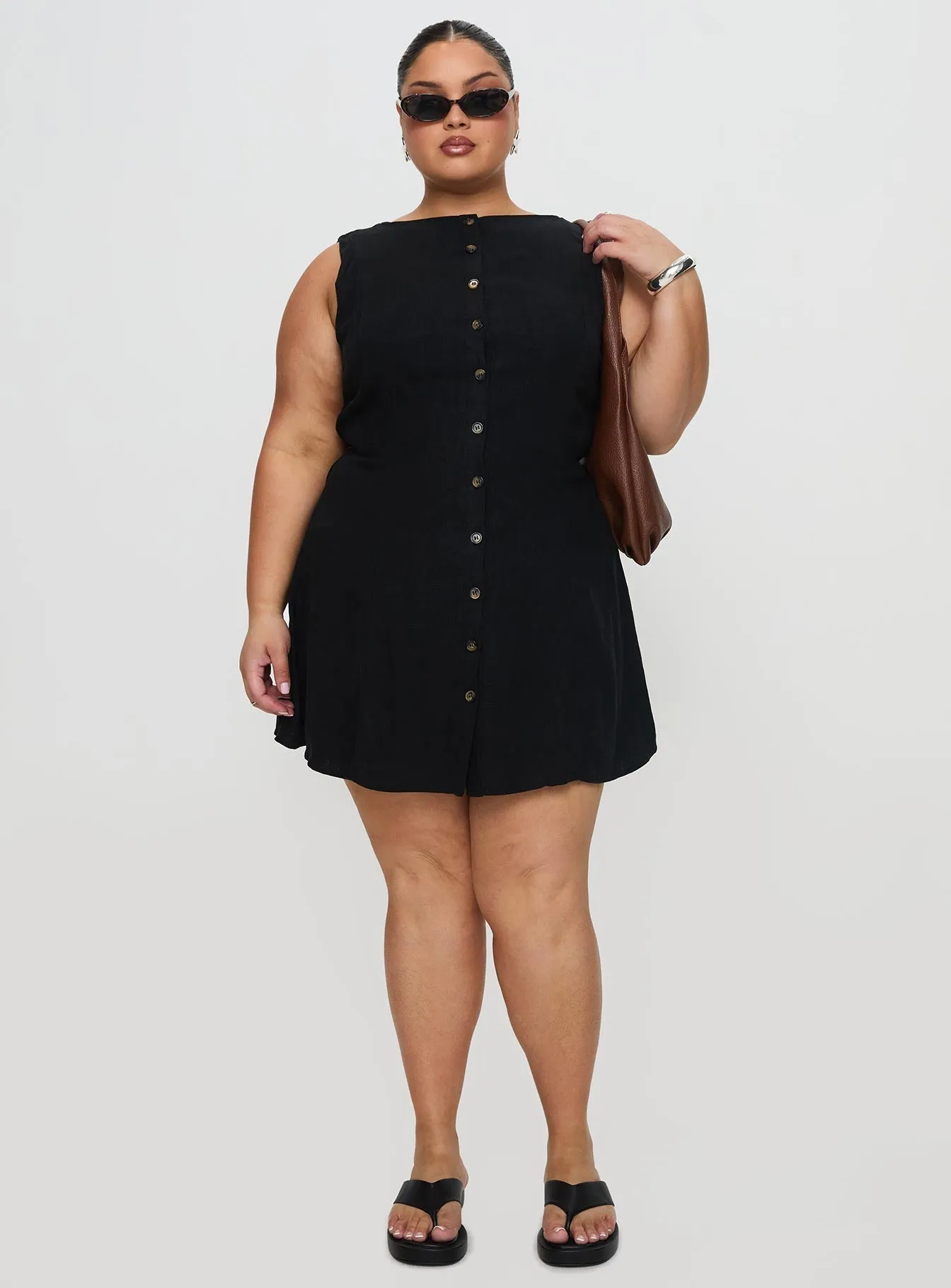 Fun Beat Dollie Linen Mini Dress Black Curve