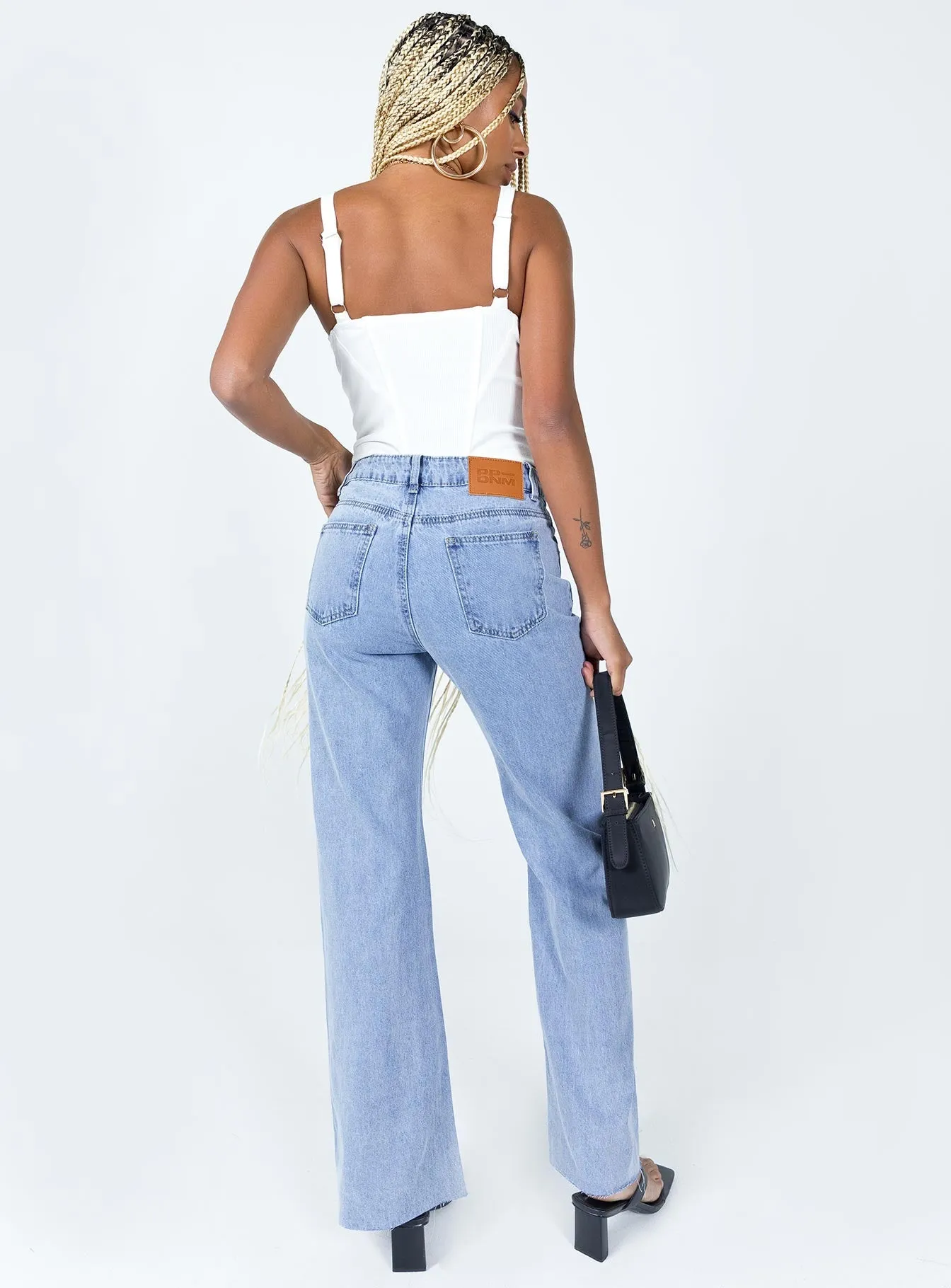 City Walk Casual Friday Organic Cotton Material Bennette Jean Light Wash Denim