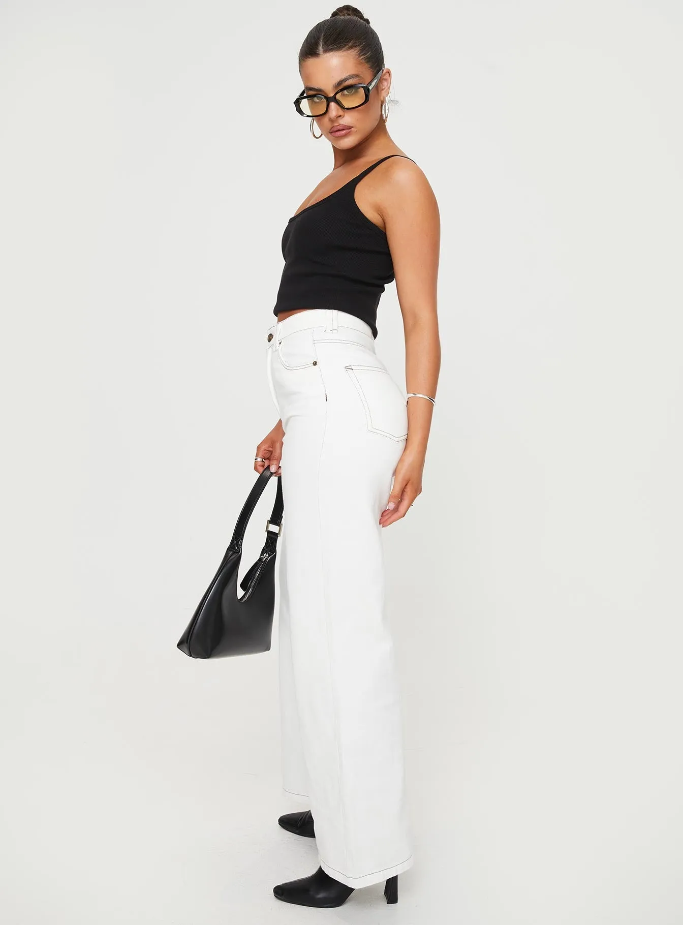 Zephee Wide Leg Jeans Cream Quality Staple Sunny Vibes Weekend Style Traveler Gear
