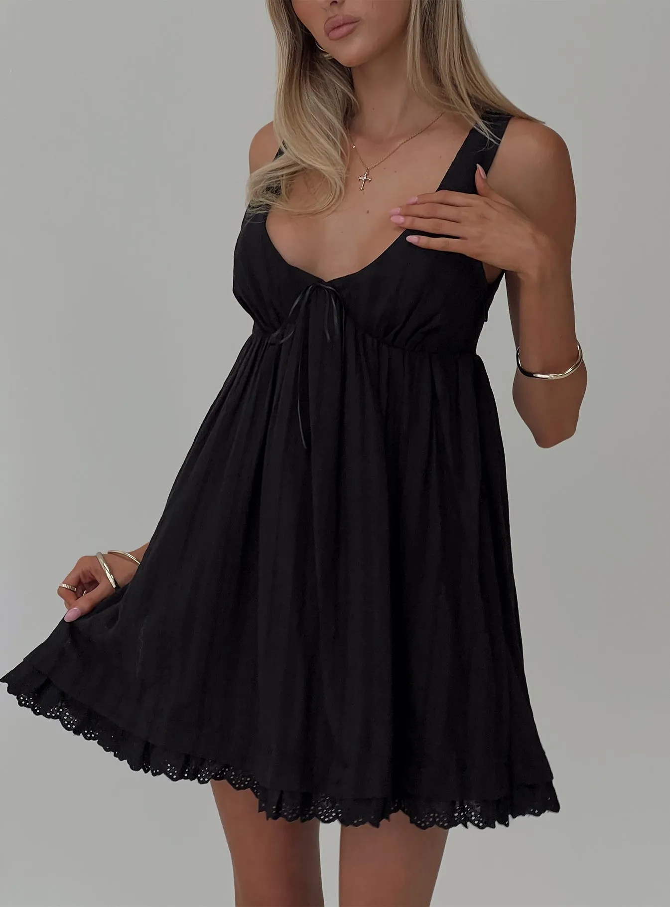 Trend fresh Layered Neckline Nelty Mini Dress Black