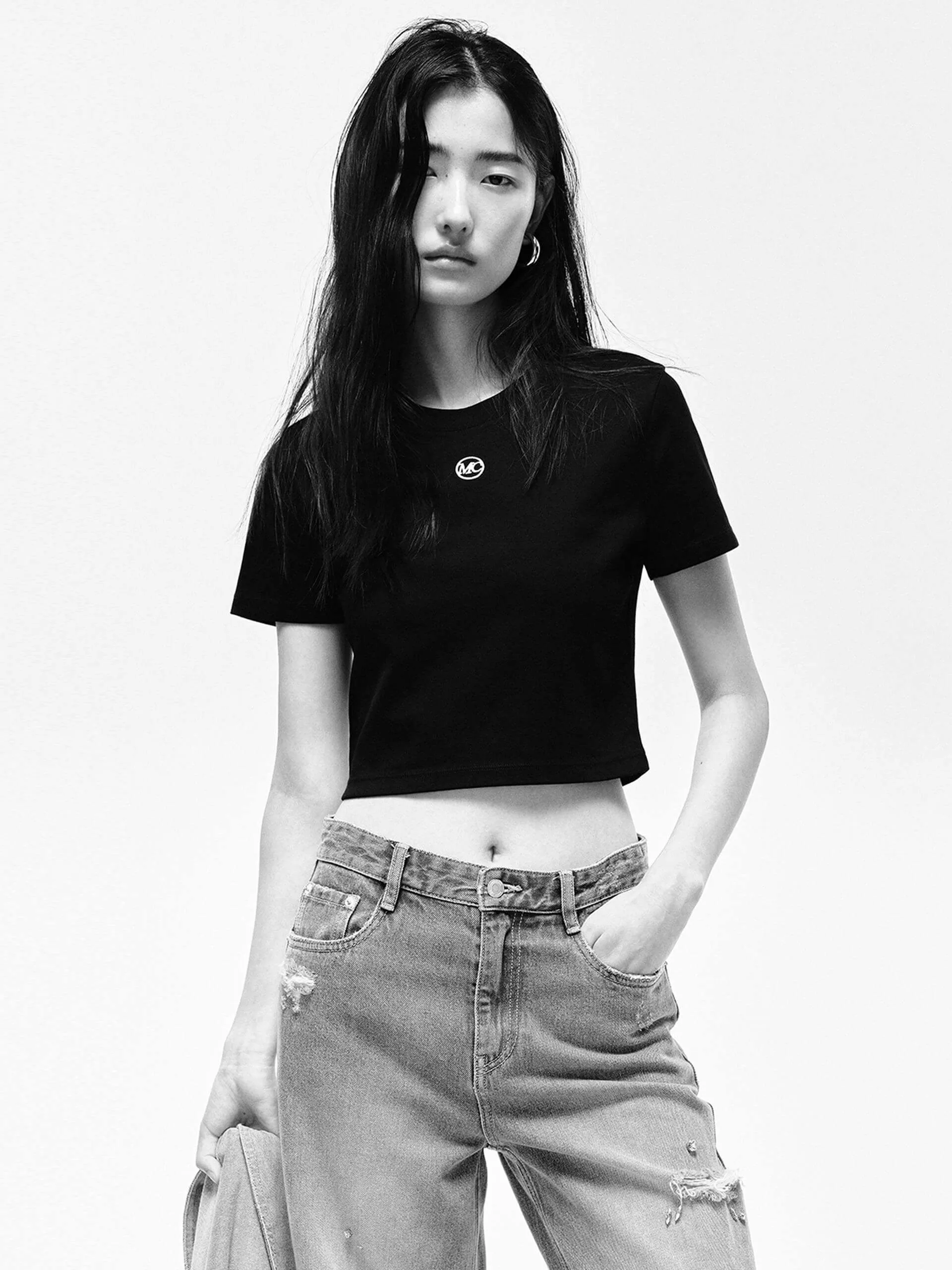 contrast Adaptable Front Logo Cropped T-shirt