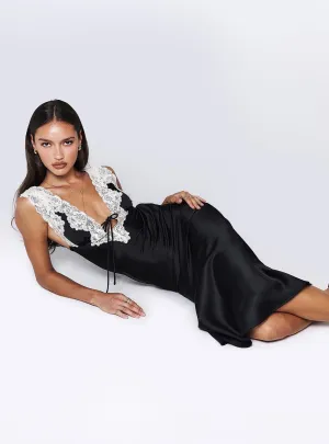 Nourish Maxi Dress Black Beach Walk