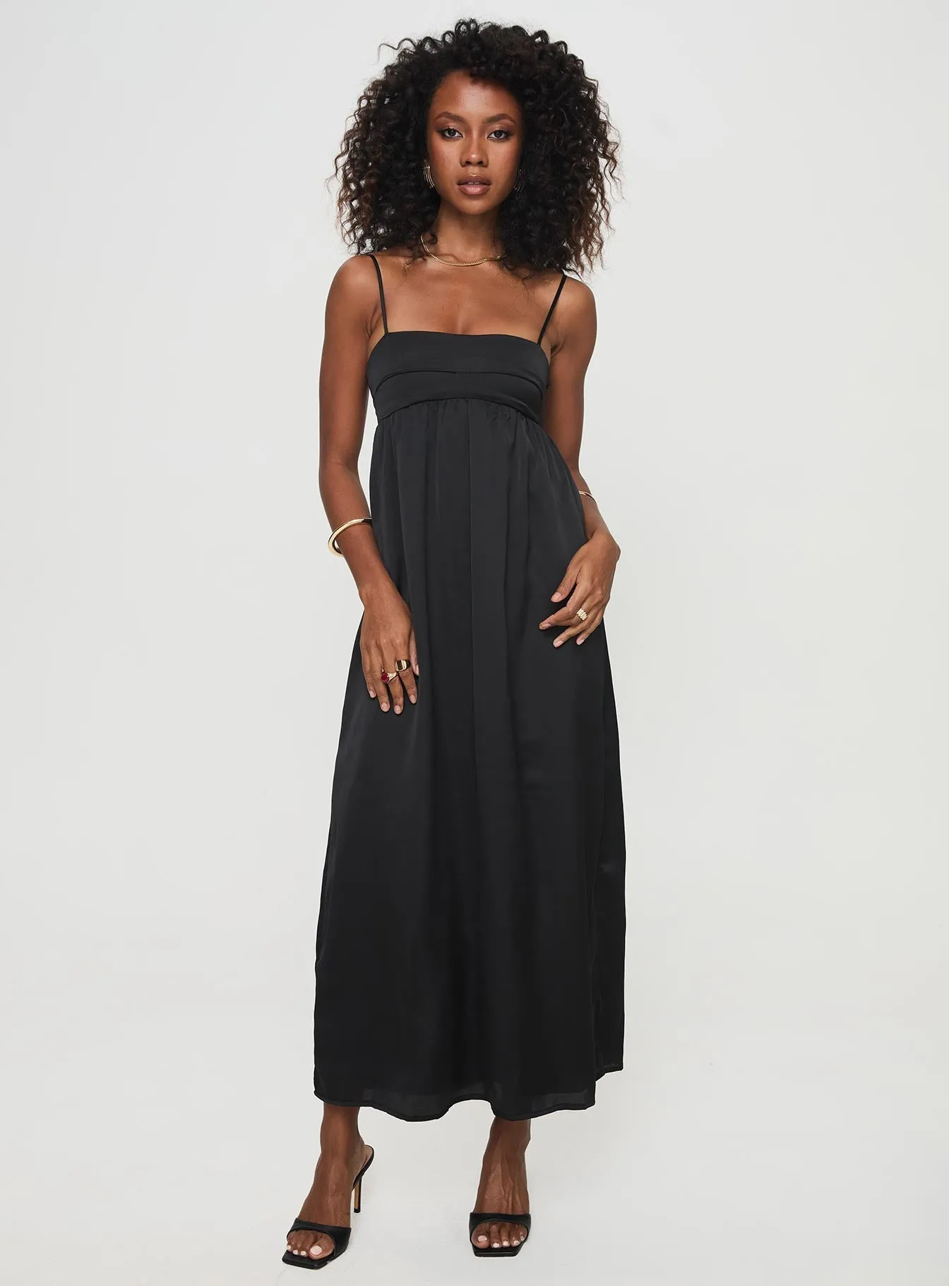 Ortega Maxi Dress Black Bloom Arch