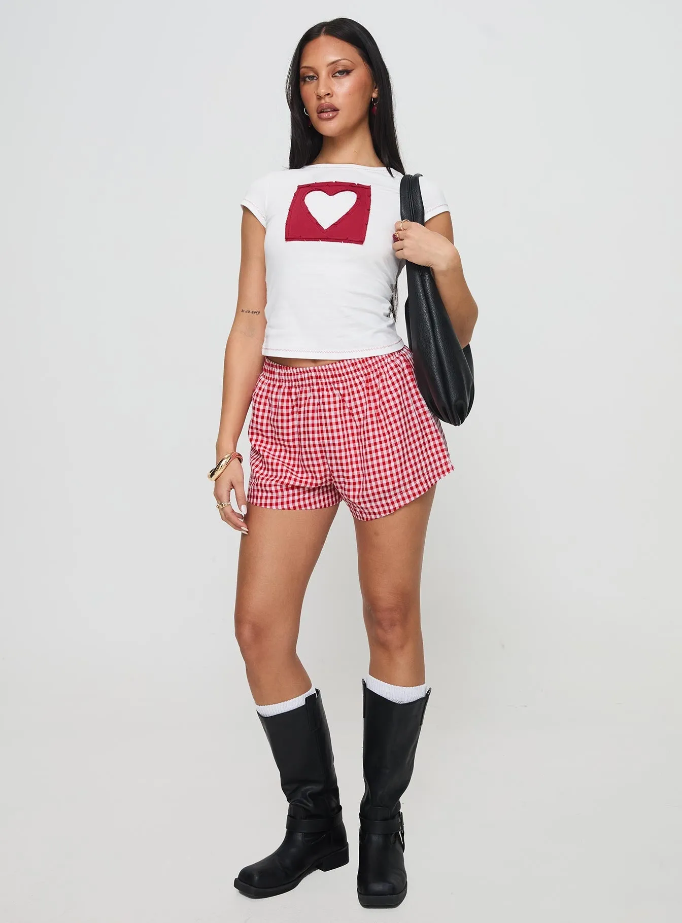 Were Lovers Baby Tee White Day-to-Night Look Modern Trend Look
